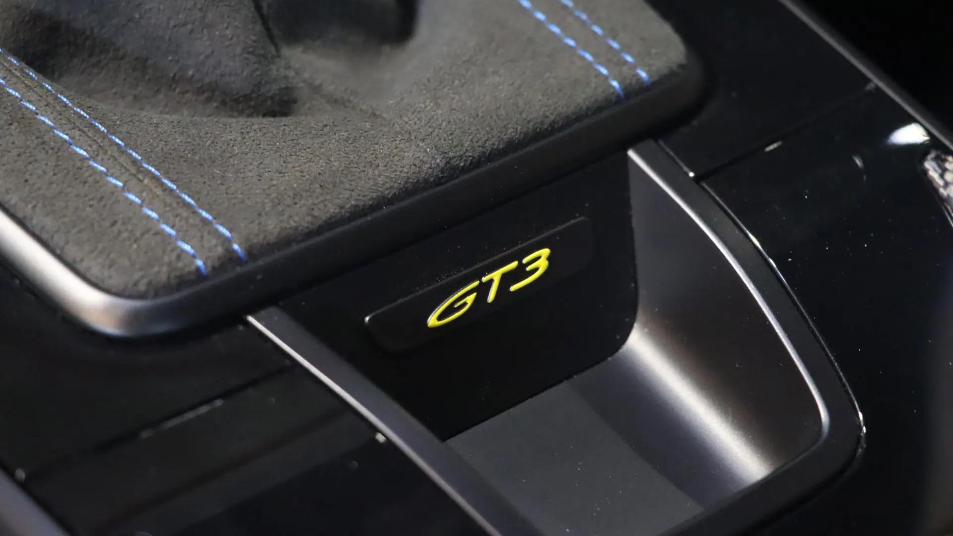 Porsche 911 — photo 33
