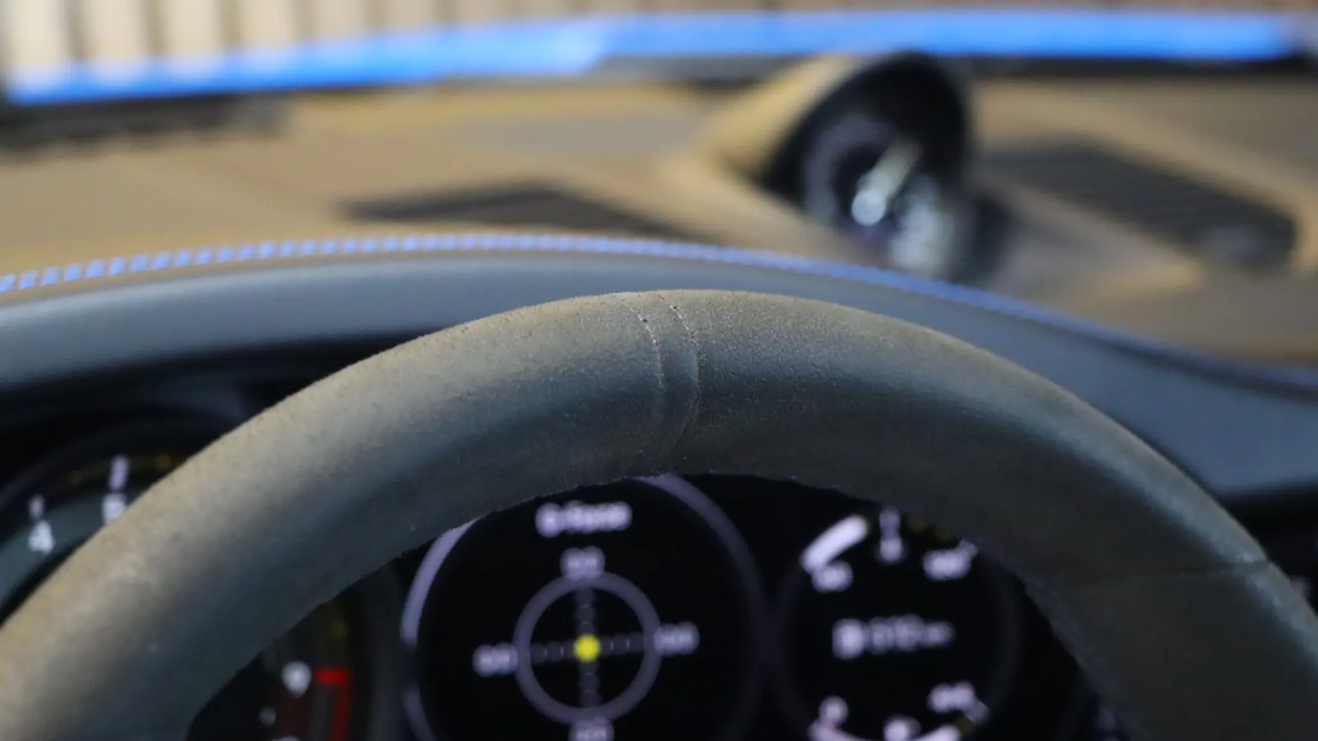 Porsche 911 — photo 24