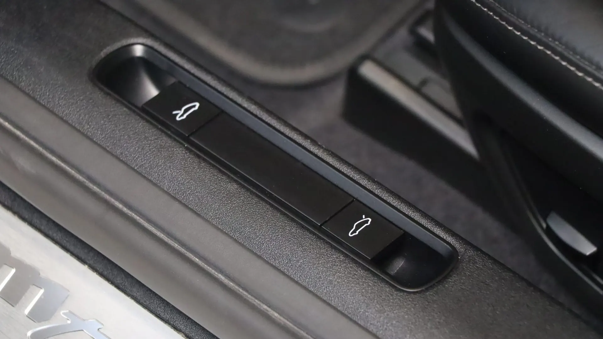 Porsche 911 — photo 15