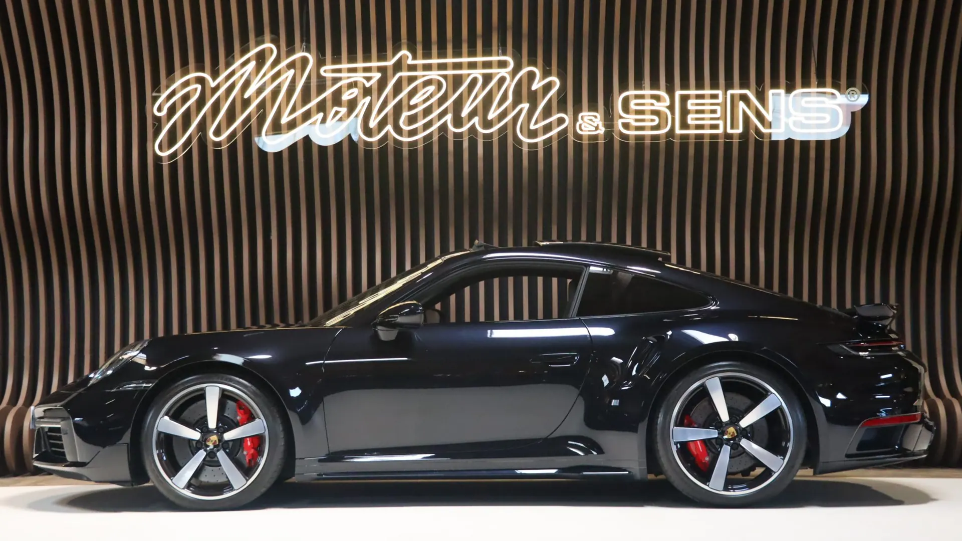 Porsche 911 — photo 5