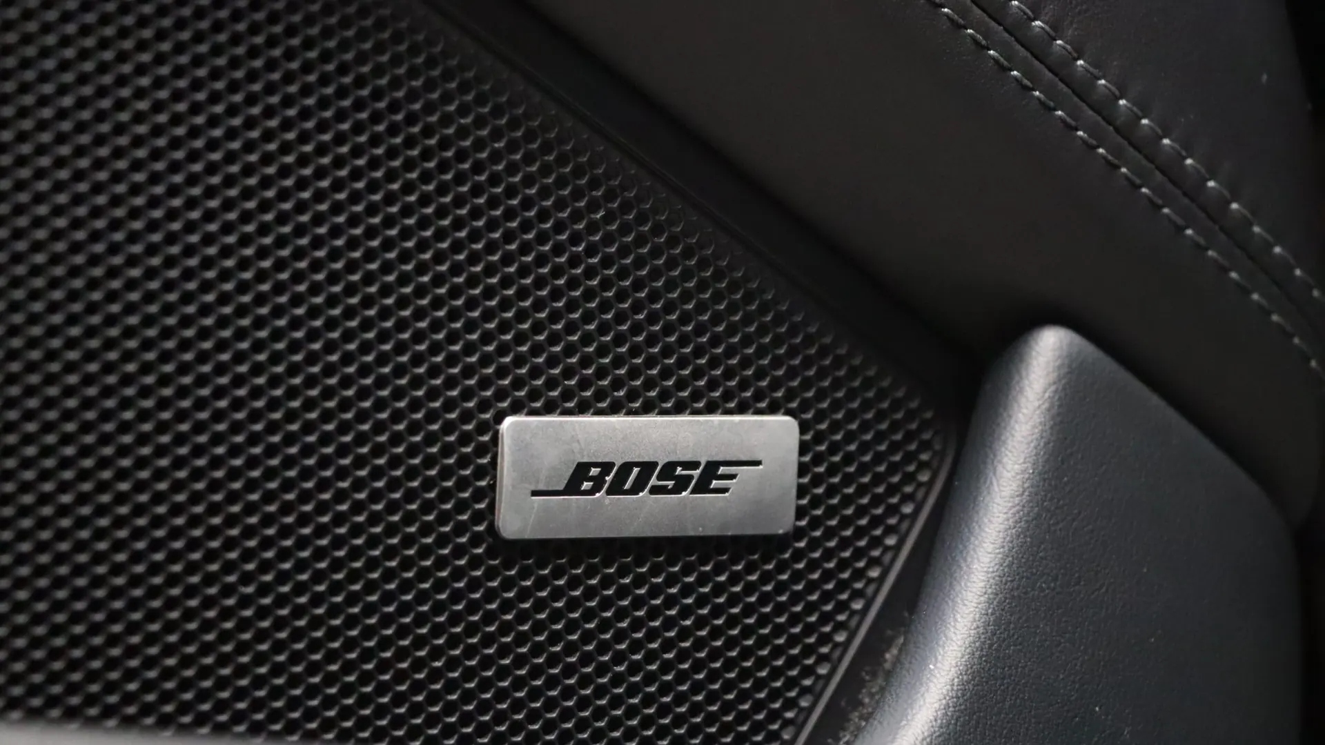 Porsche 911 — photo 13
