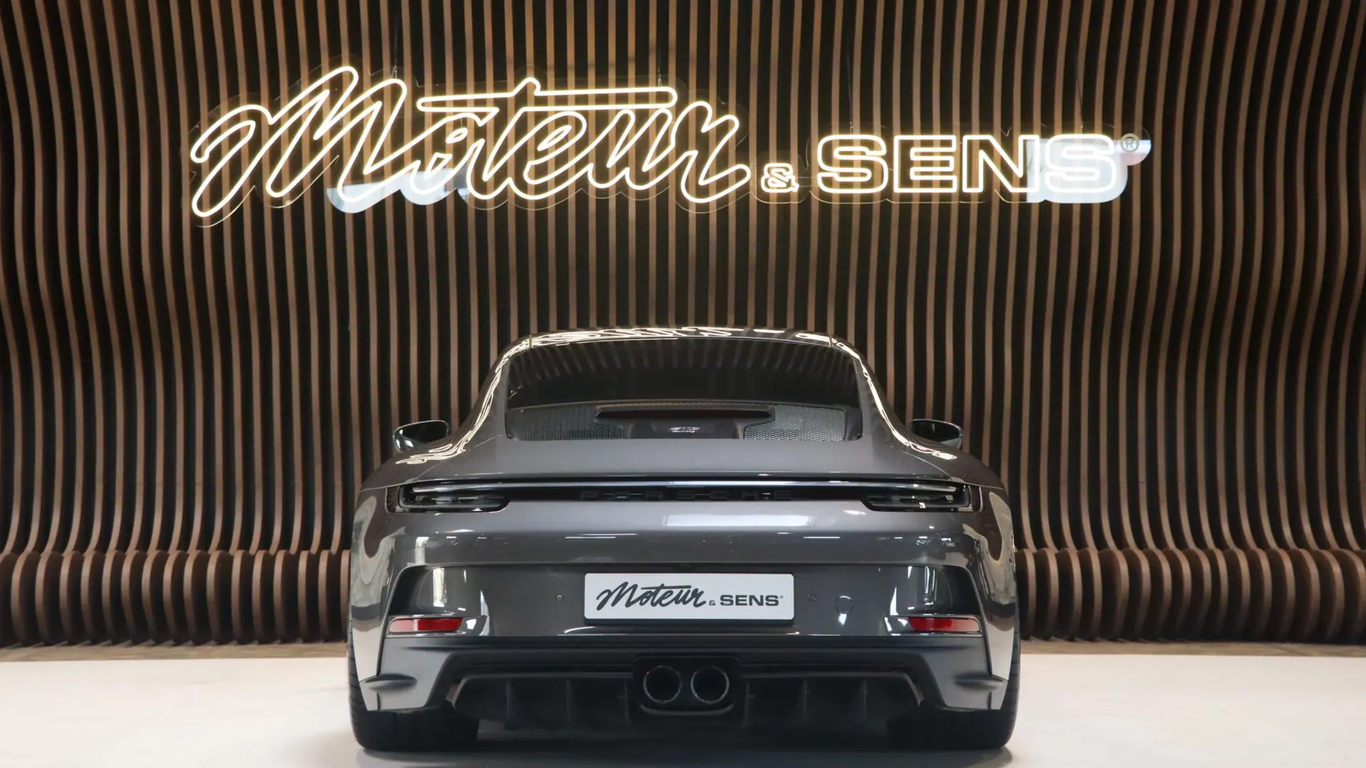 Porsche 911 — photo 4