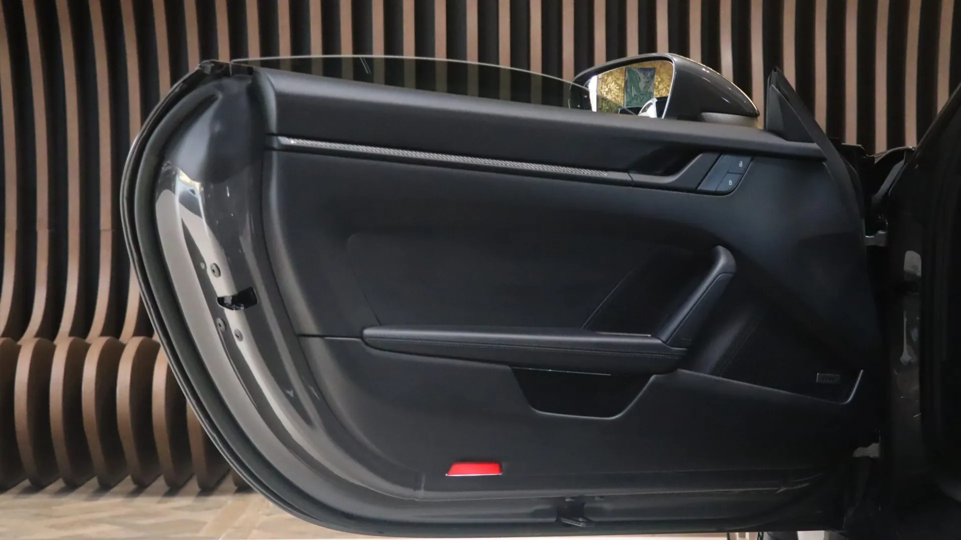 Porsche 911 — photo 10