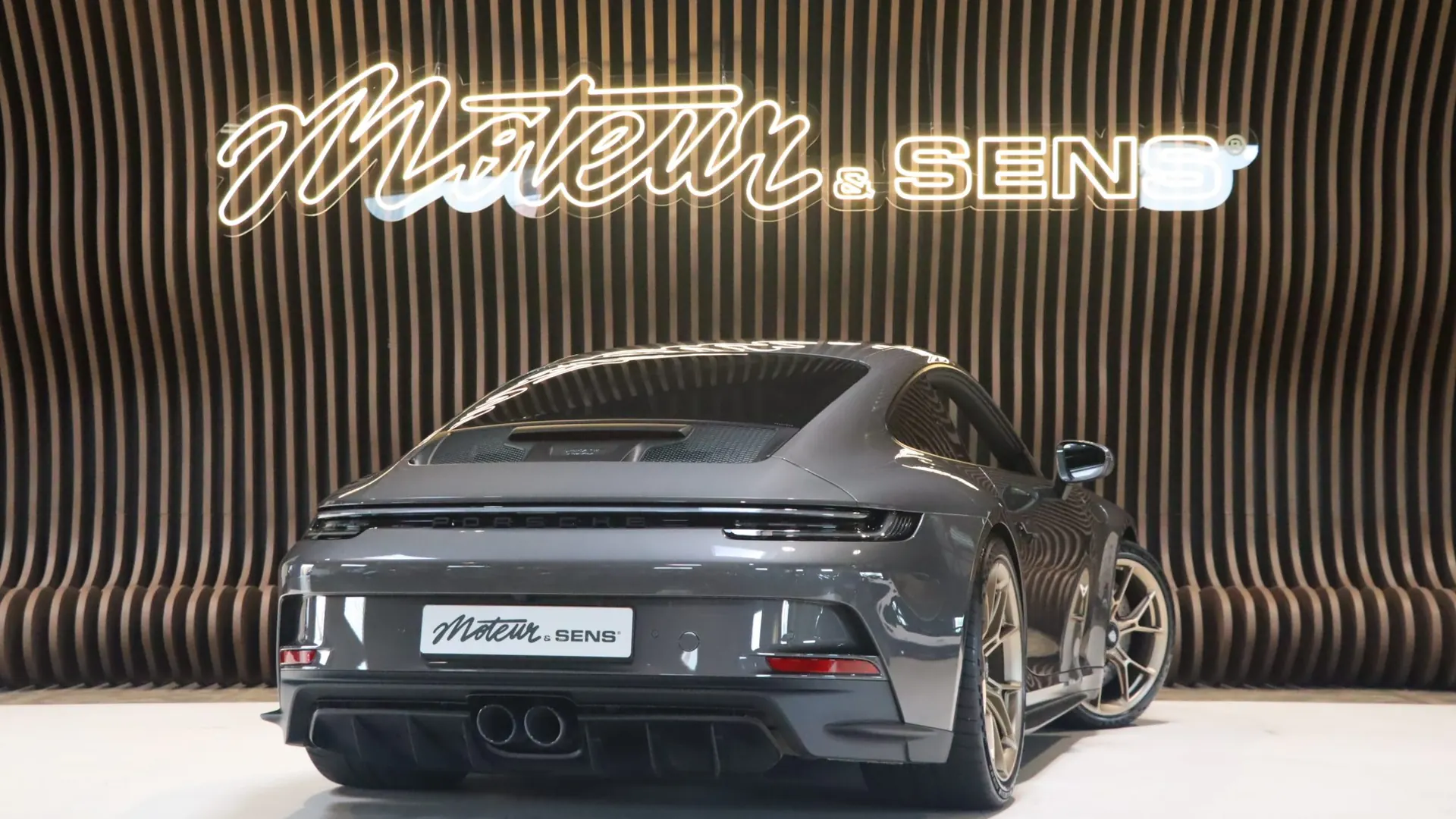Porsche 911 — photo 2