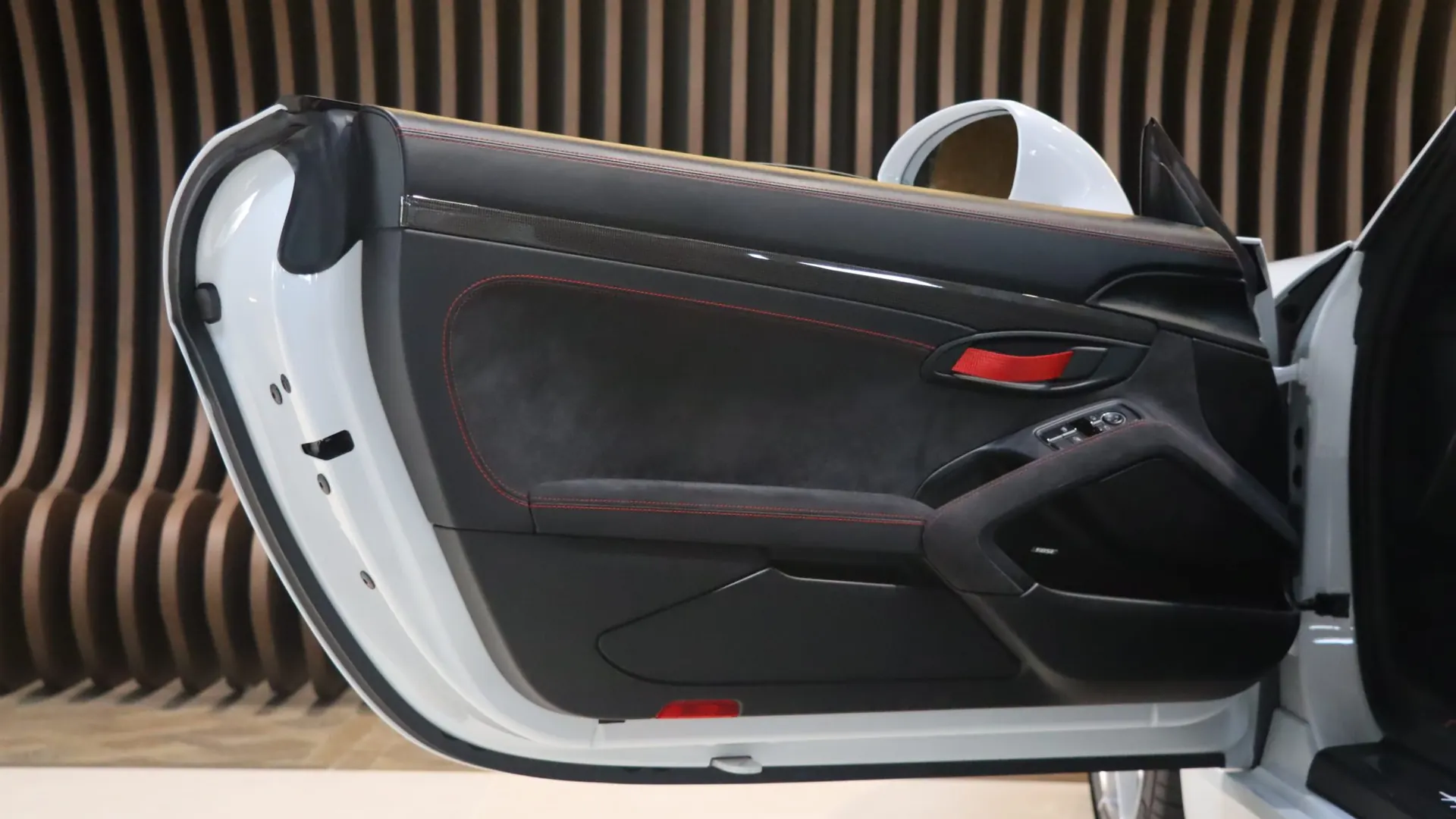 Porsche Boxster — photo 11