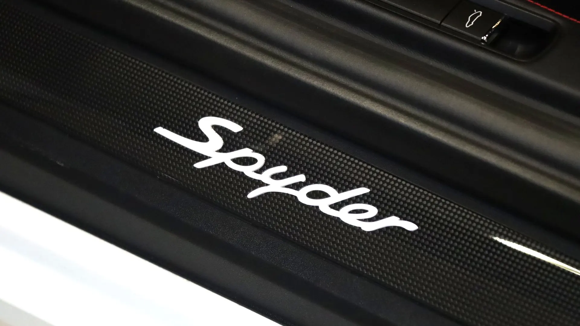 Porsche Boxster — photo 14