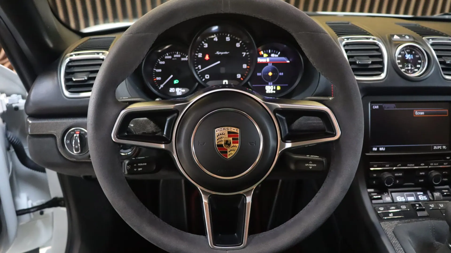 Porsche Boxster — photo 10