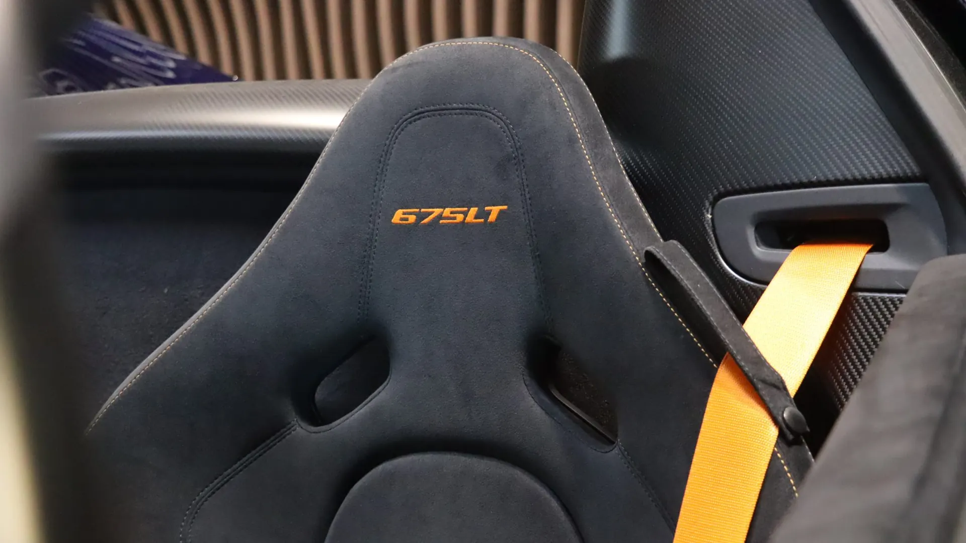 McLaren 675LT — photo 29