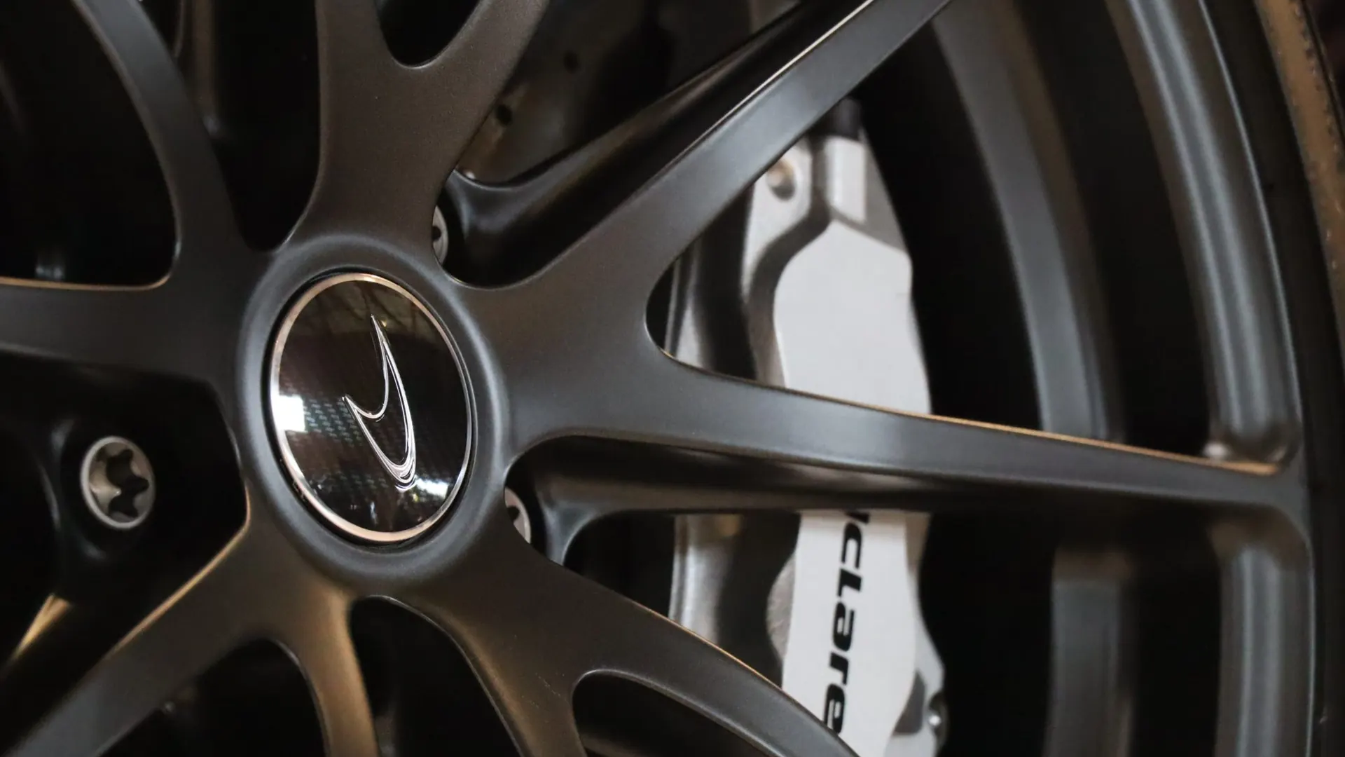 McLaren 675LT — photo 40