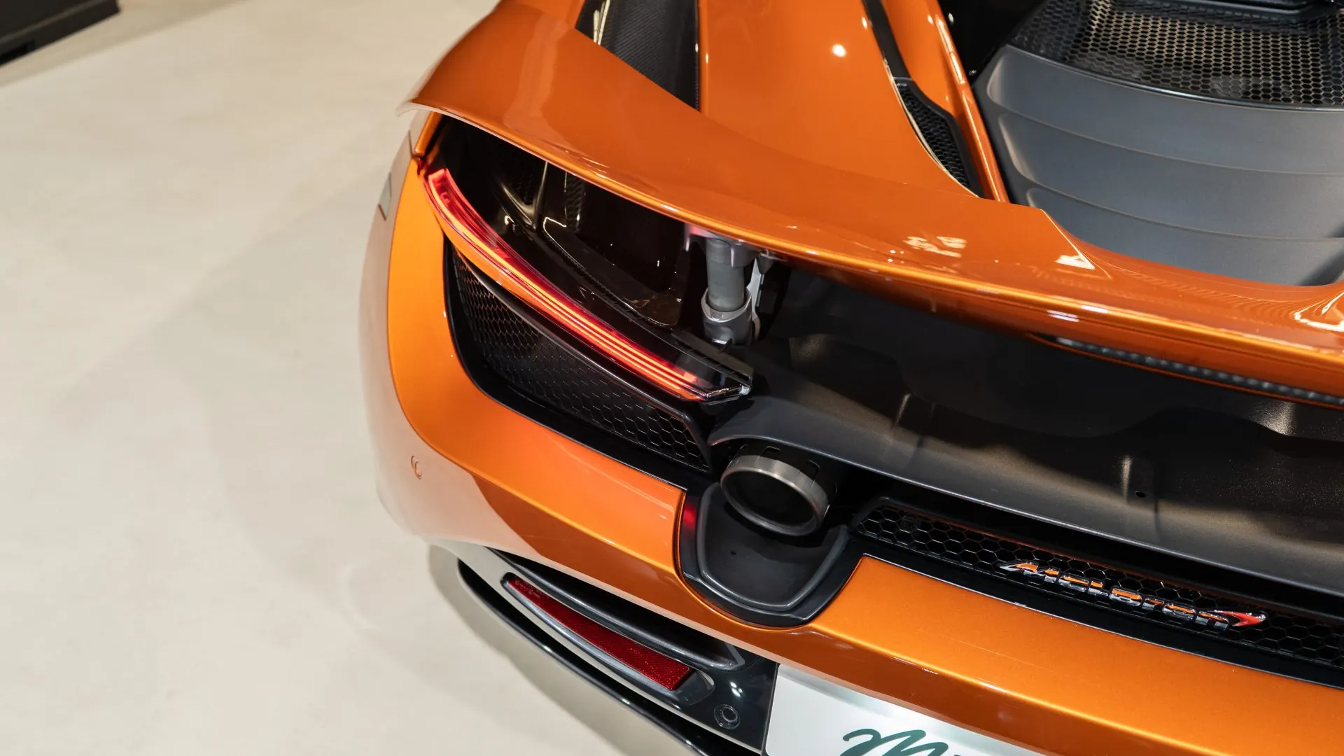 McLaren 720S — photo 41