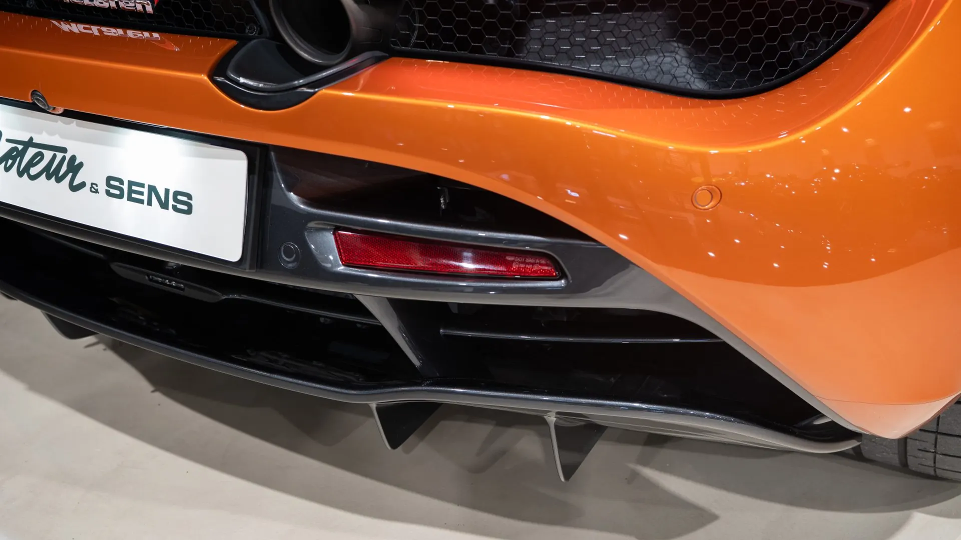 McLaren 720S — photo 44