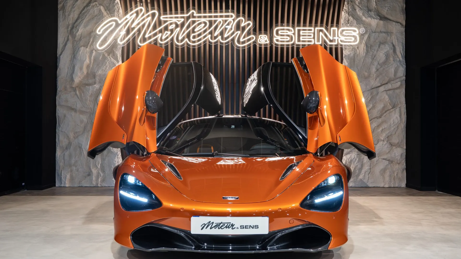 McLaren 720S — photo 30