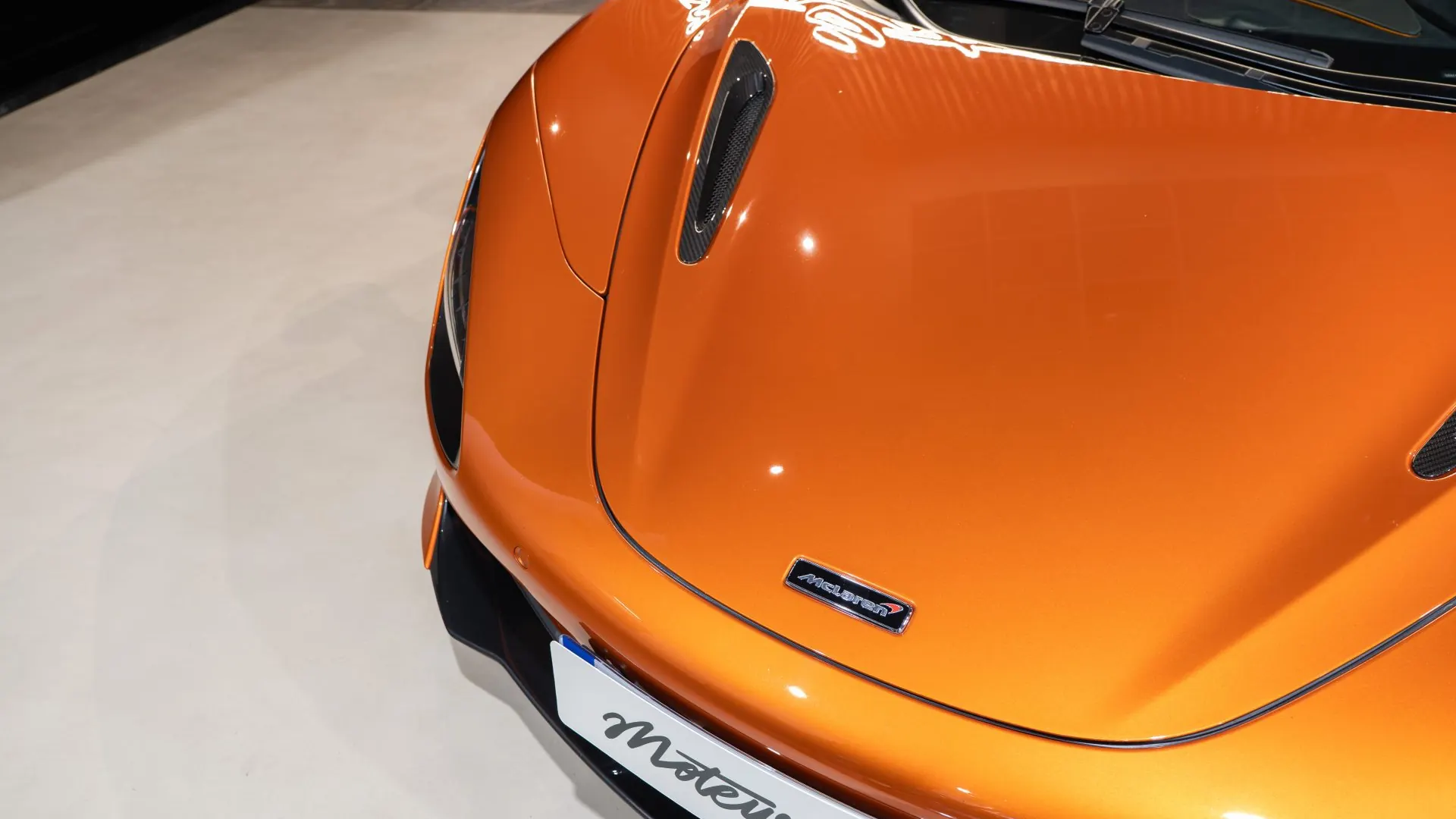 McLaren 720S — photo 38