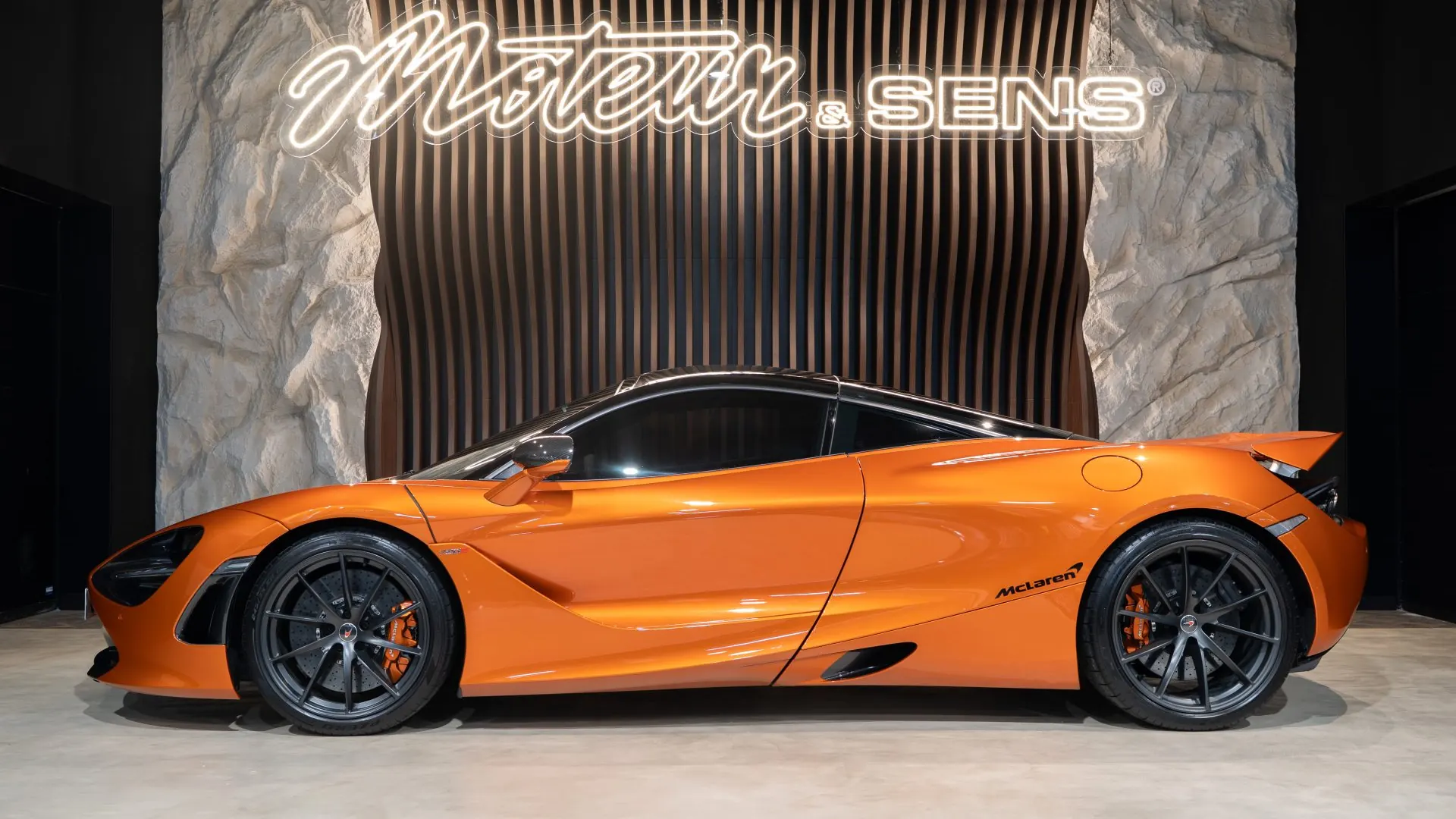 McLaren 720S — photo 5