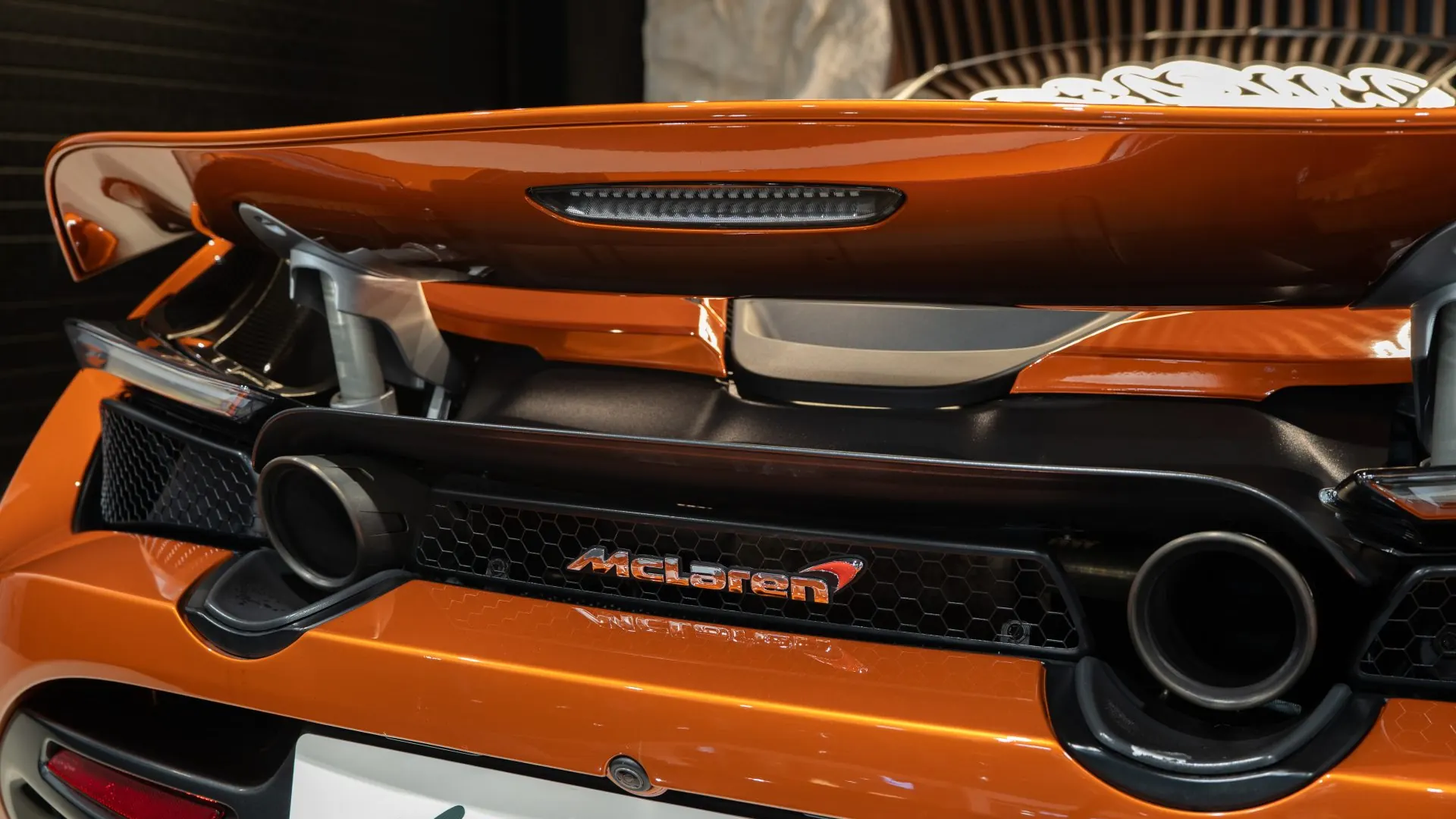McLaren 720S — photo 39