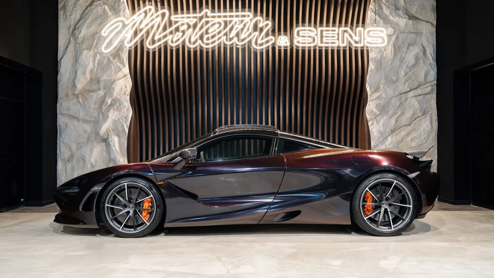 McLaren 720S — photo 5