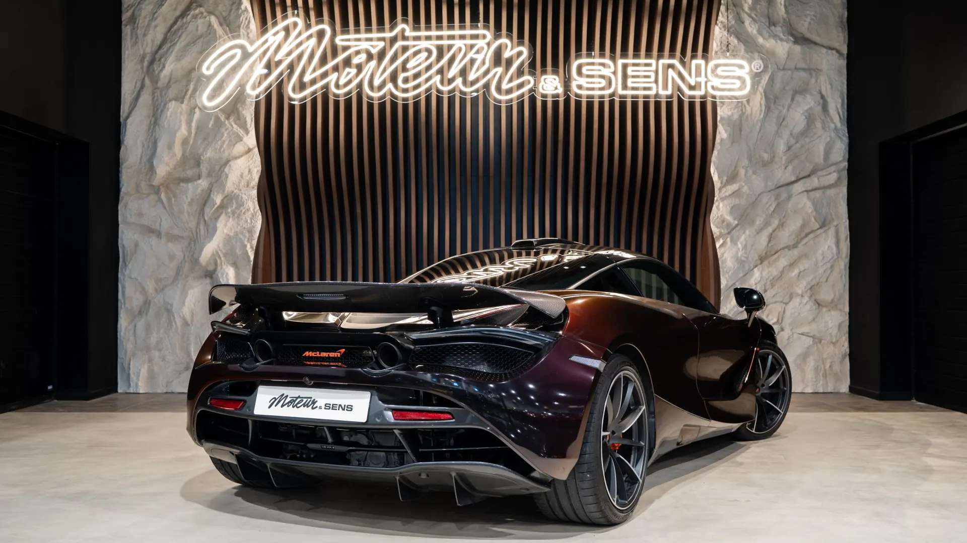 McLaren 720S — photo 2