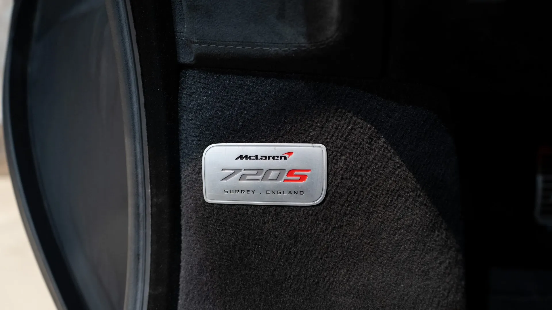 McLaren 720S — photo 14
