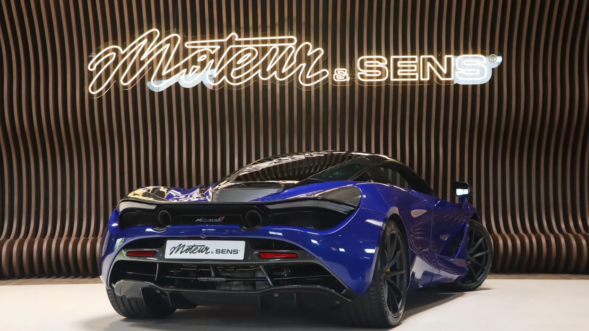 McLaren 720S — photo 2