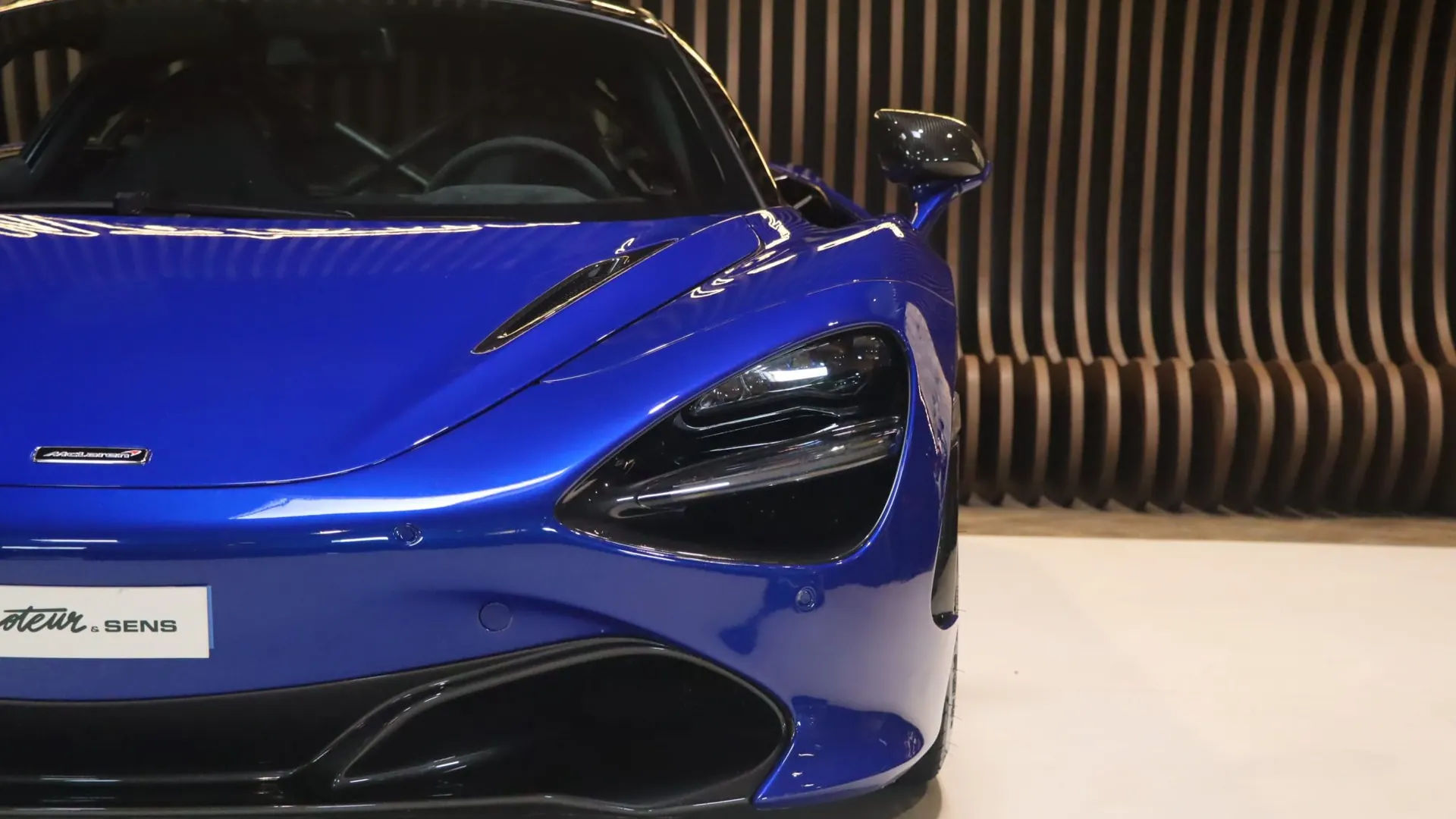 McLaren 720S — photo 35