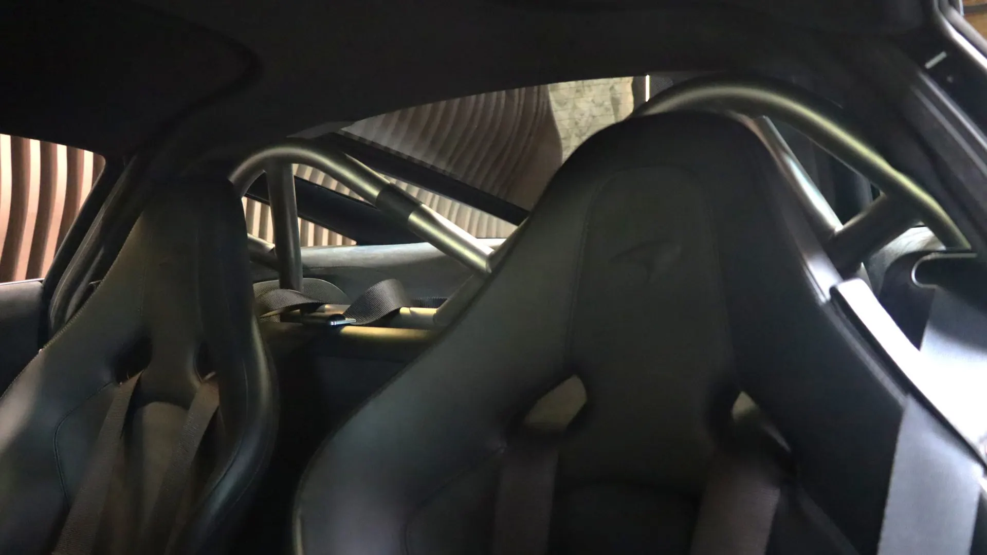 McLaren 720S — photo 31