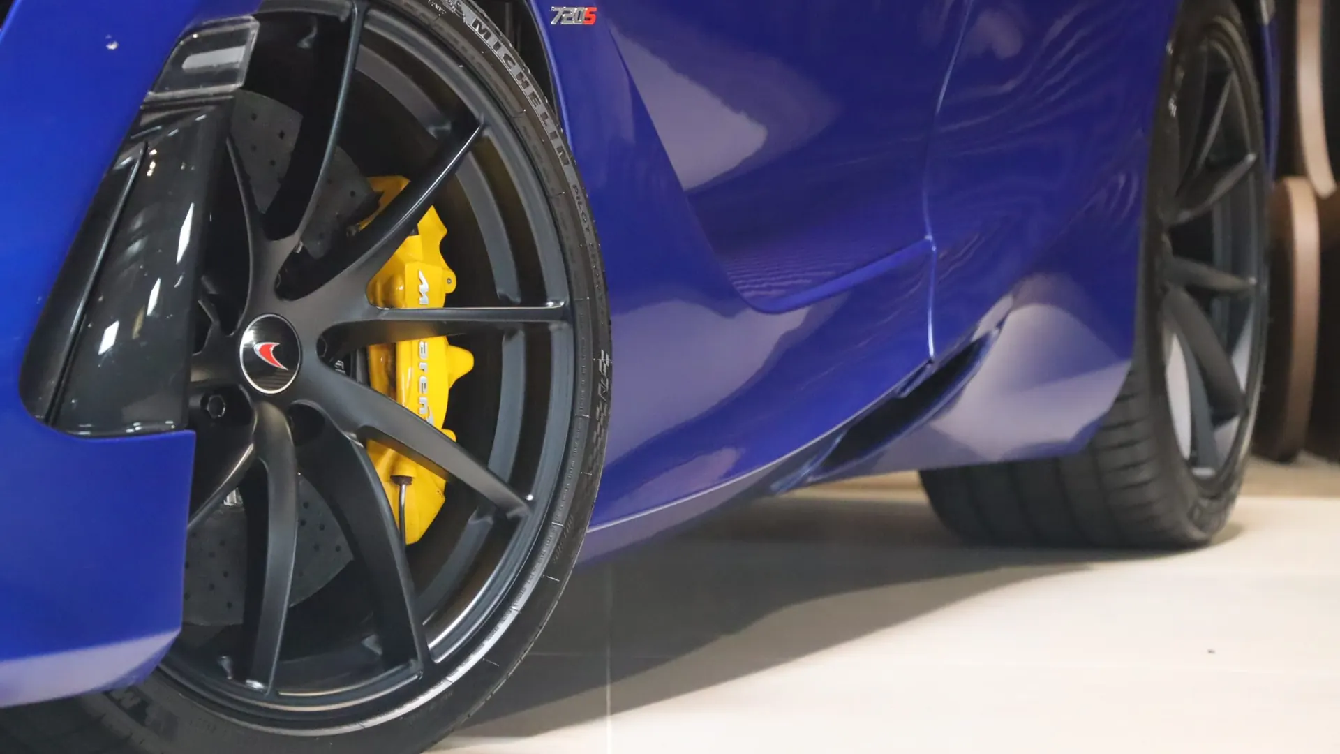 McLaren 720S — photo 41
