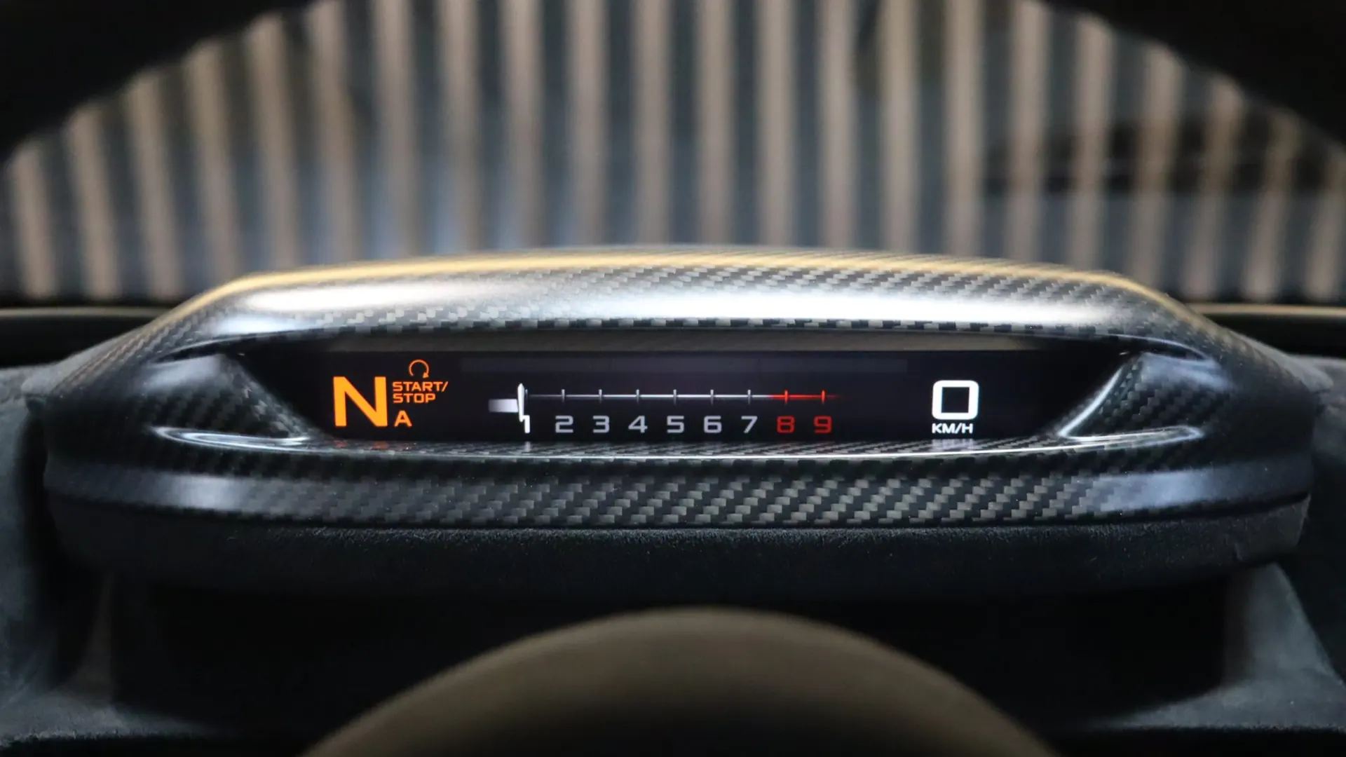McLaren 720S — photo 22