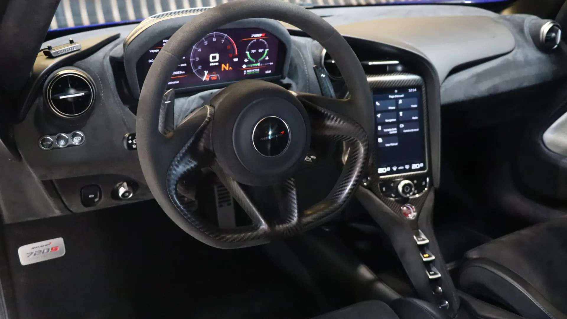 McLaren 720S — photo 14
