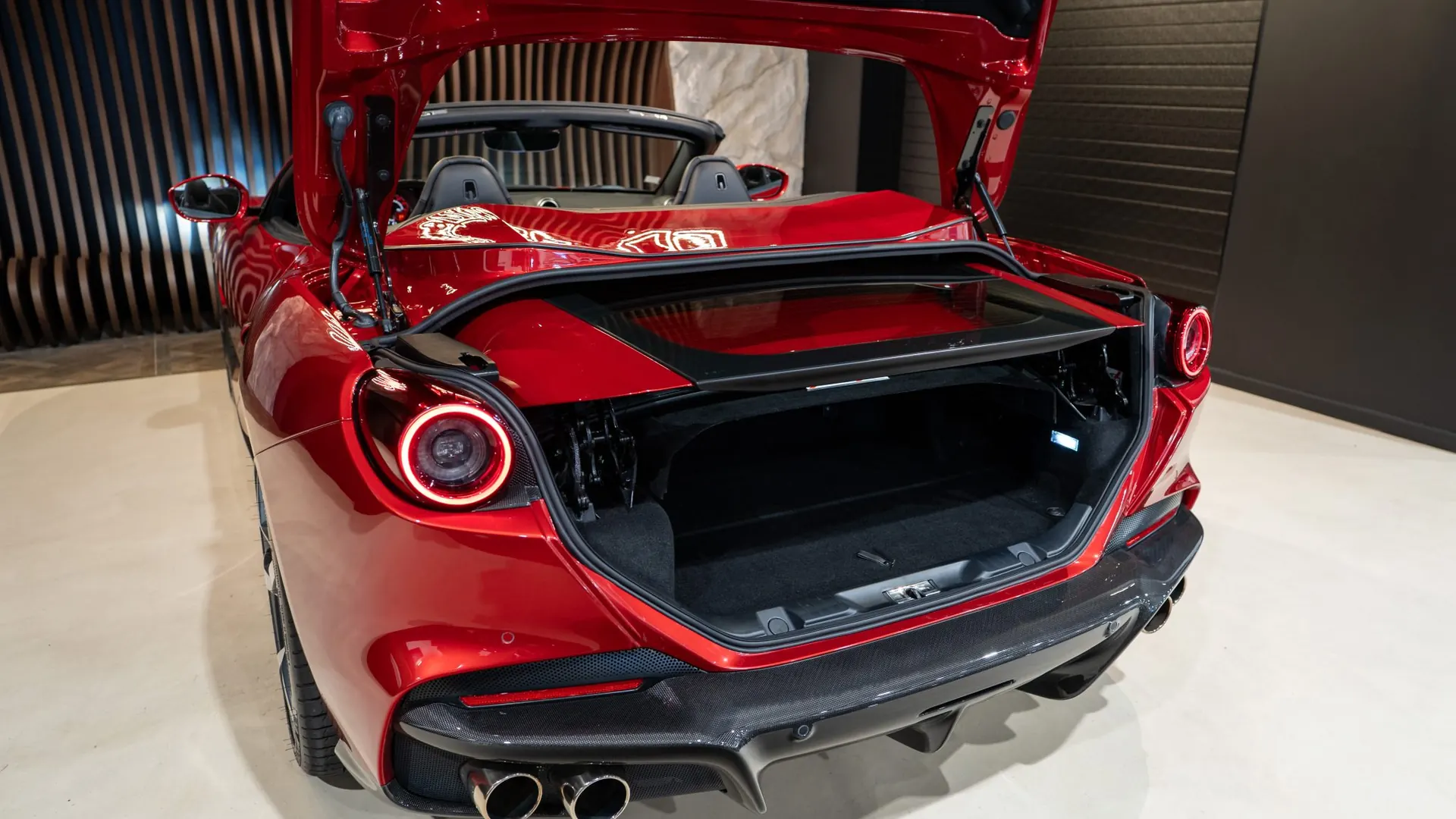 Ferrari Portofino — photo 40