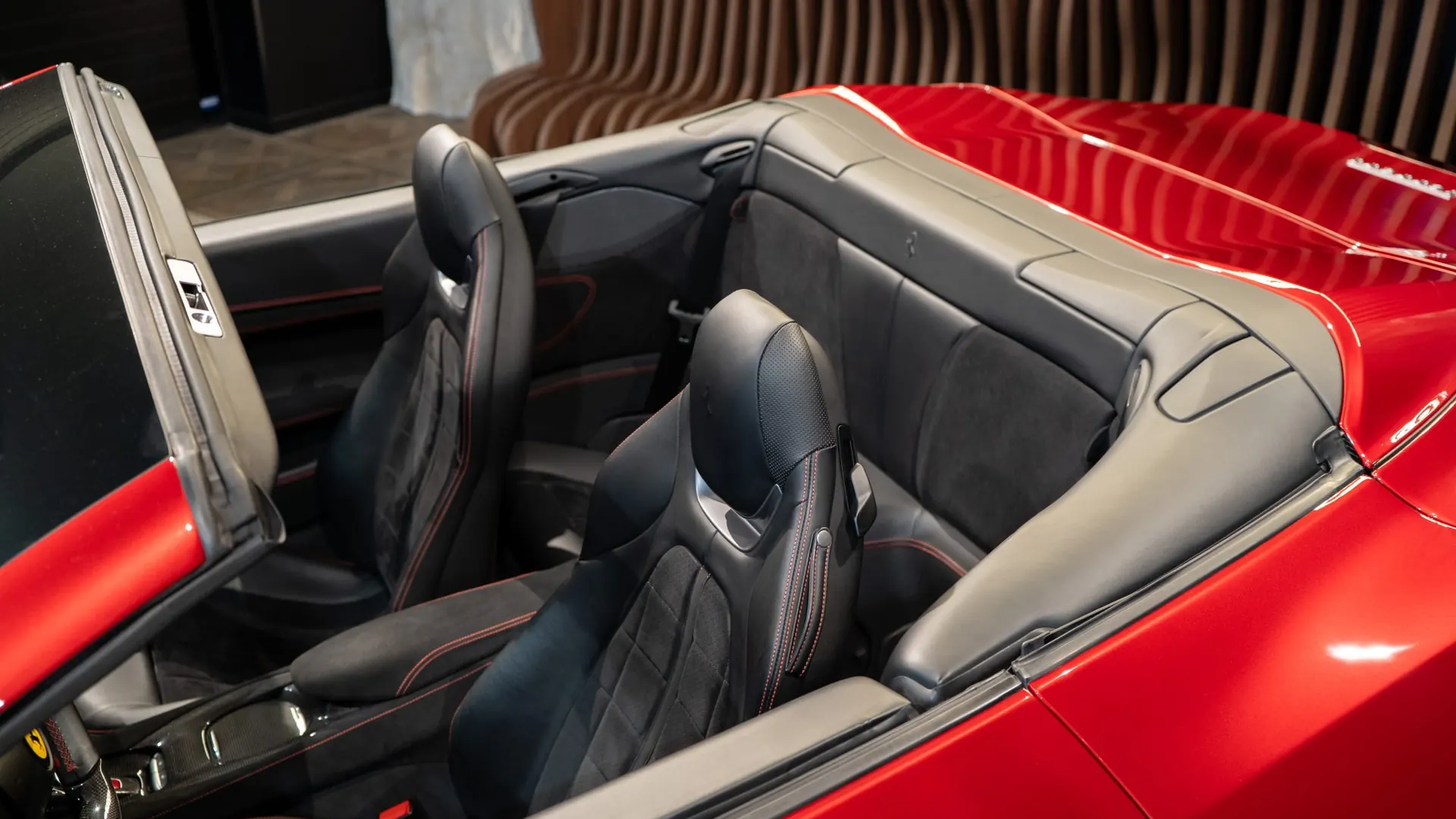 Ferrari Portofino — photo 34