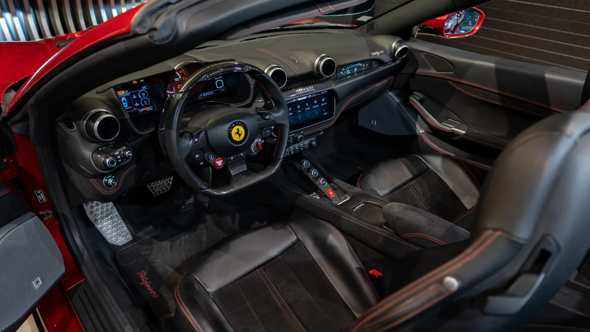 Ferrari Portofino — photo 30