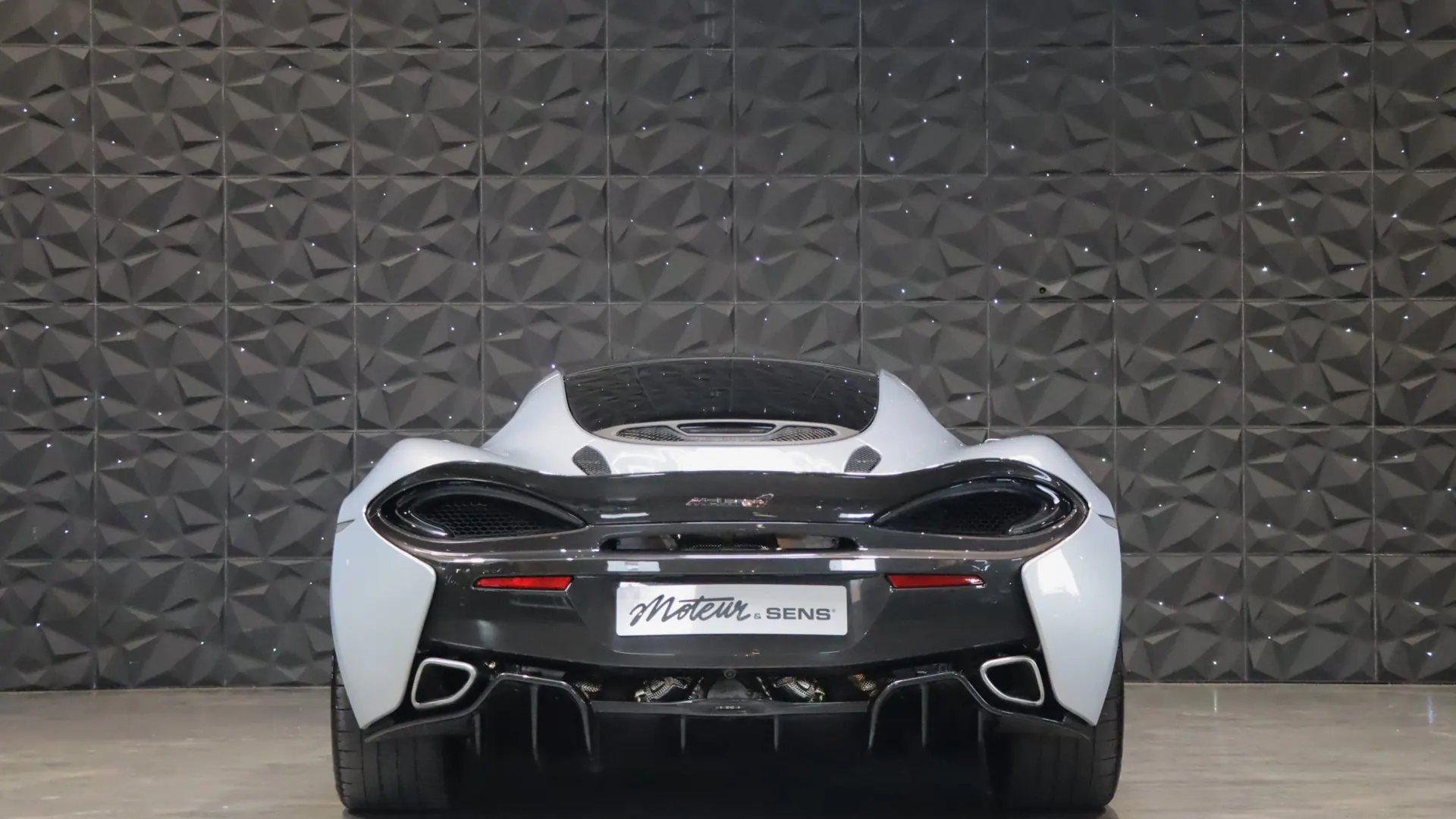 McLaren 570GT — photo 4