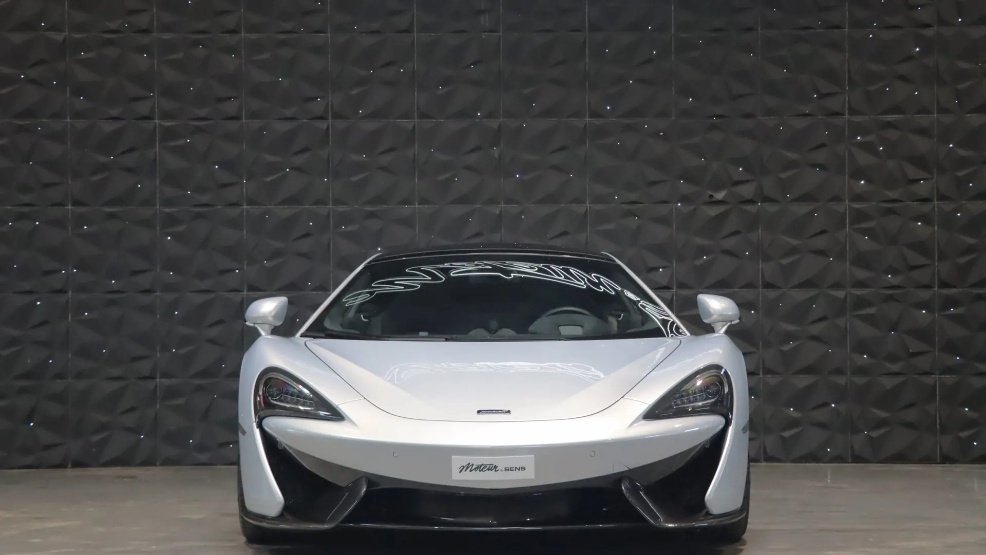 McLaren 570GT — photo 3