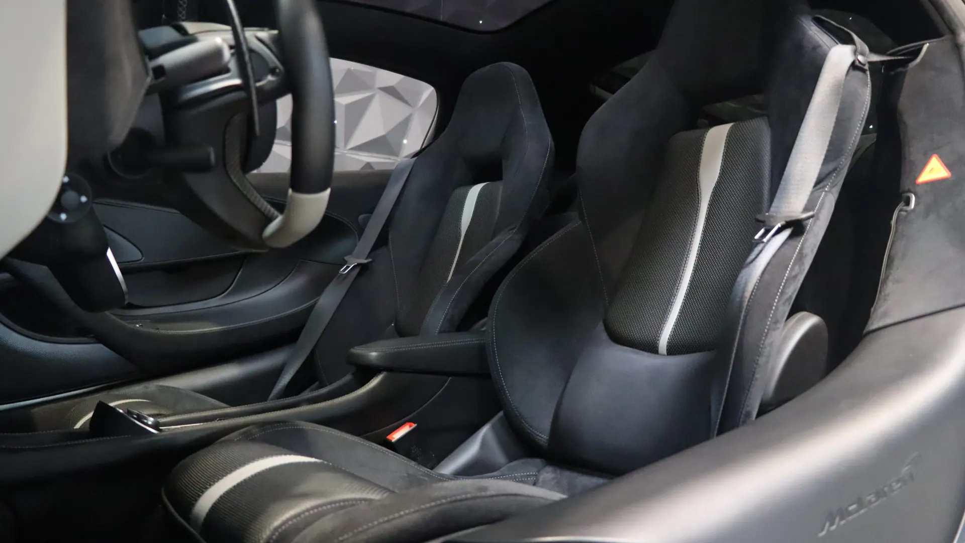 McLaren 570GT — photo 6