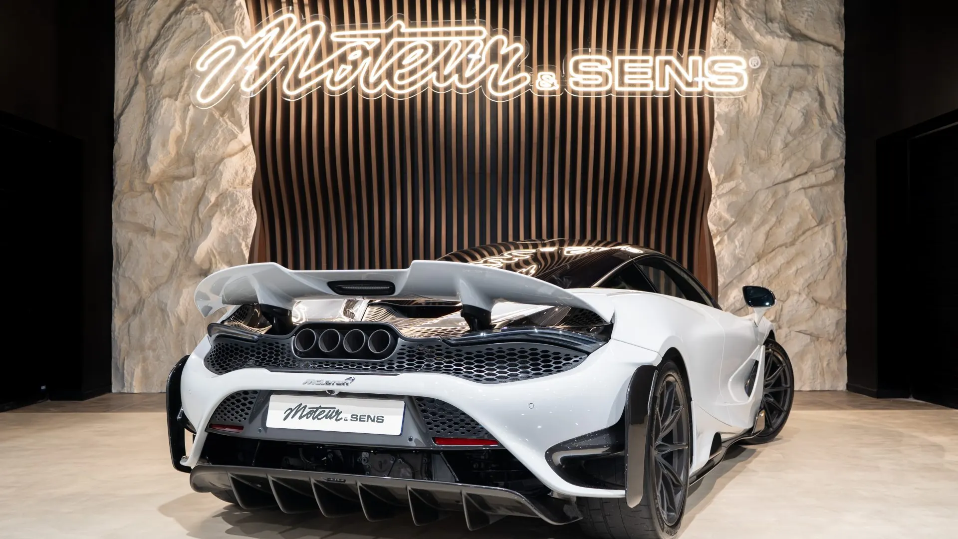 McLaren 765LT — photo 2