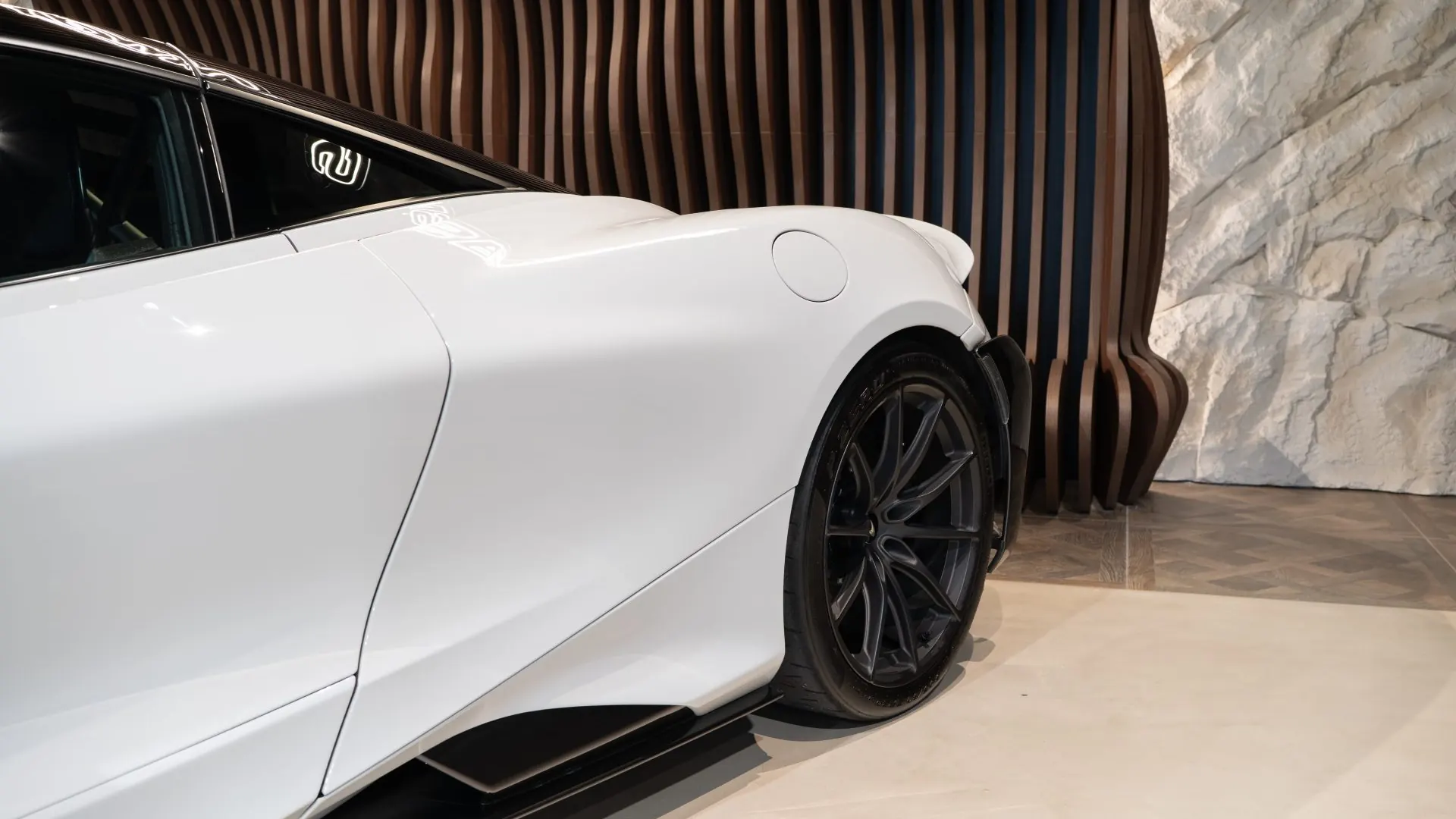 McLaren 765LT — photo 42