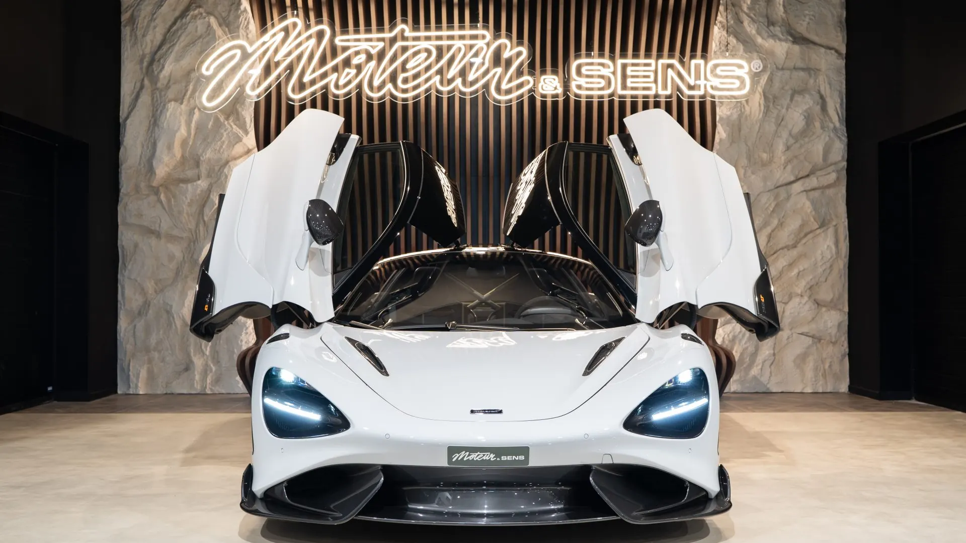 McLaren 765LT — photo 37