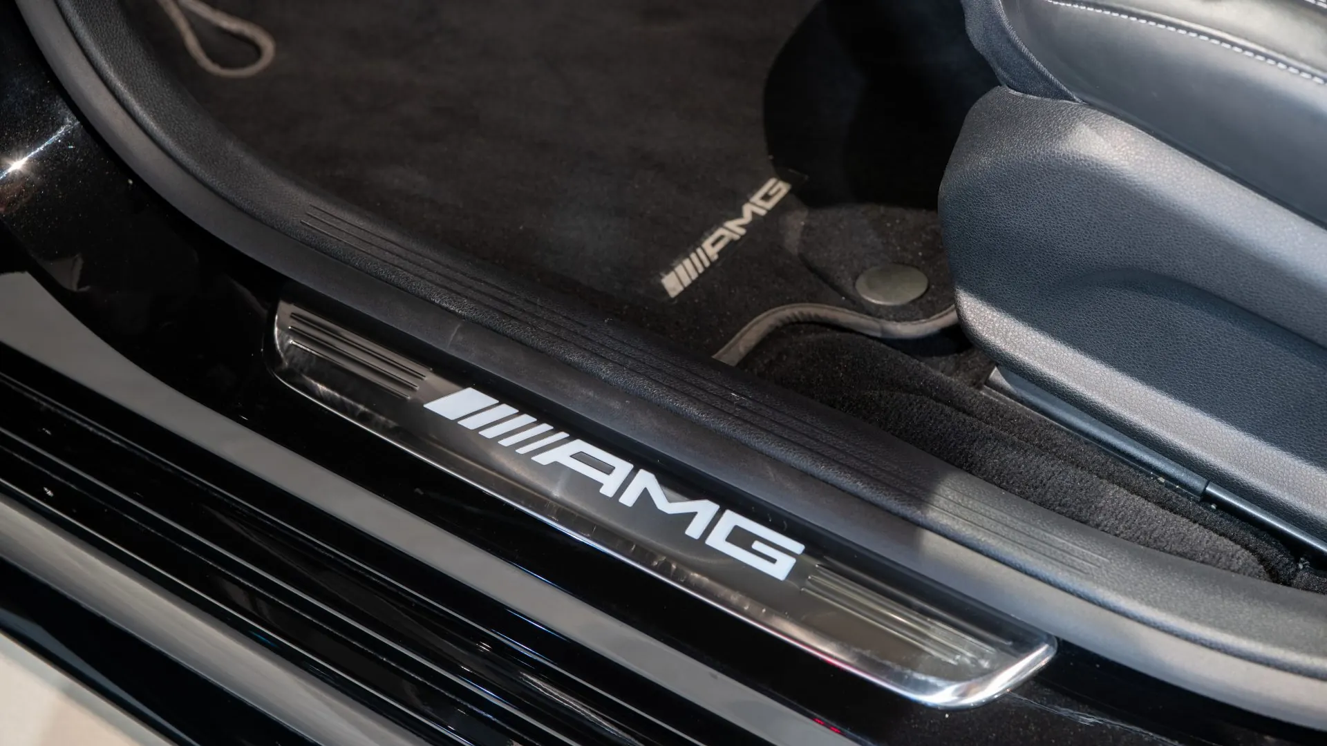 Mercedes AMG — photo 11