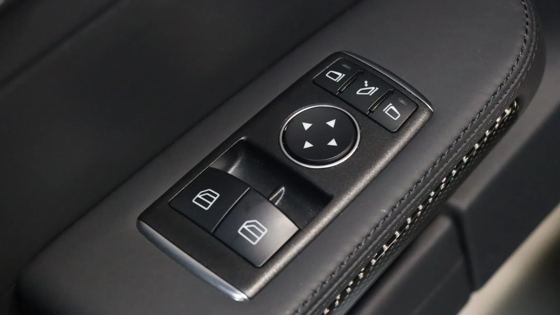Mercedes AMG — photo 13