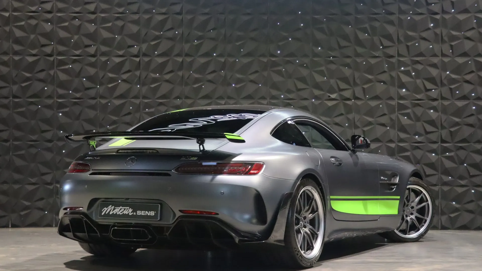 Mercedes AMG — photo 2
