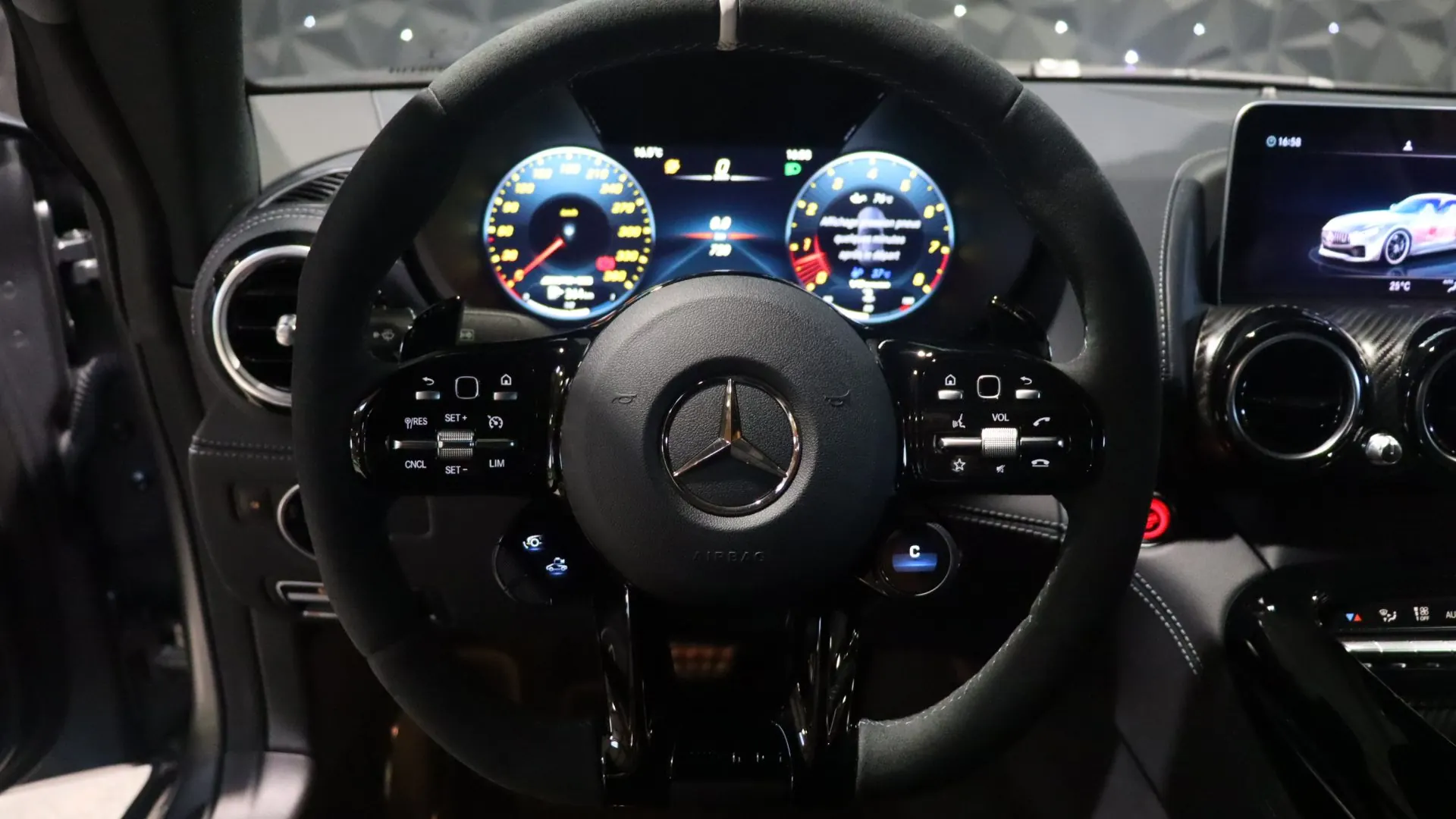 Mercedes AMG — photo 9
