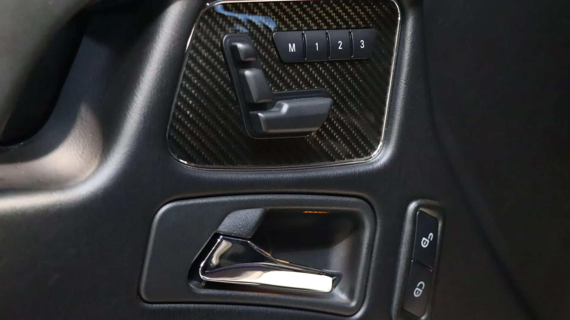 Mercedes CLASSE — photo 12