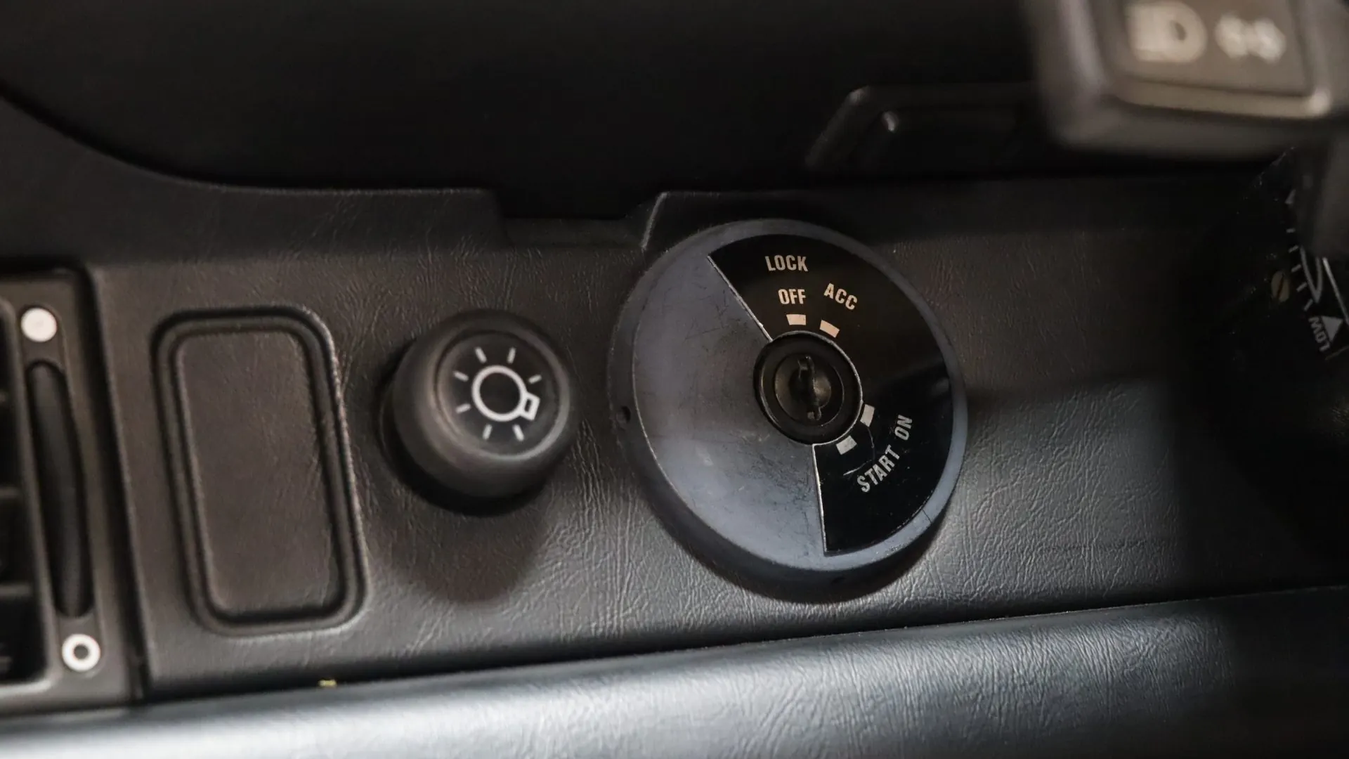 Porsche 911 — photo 14