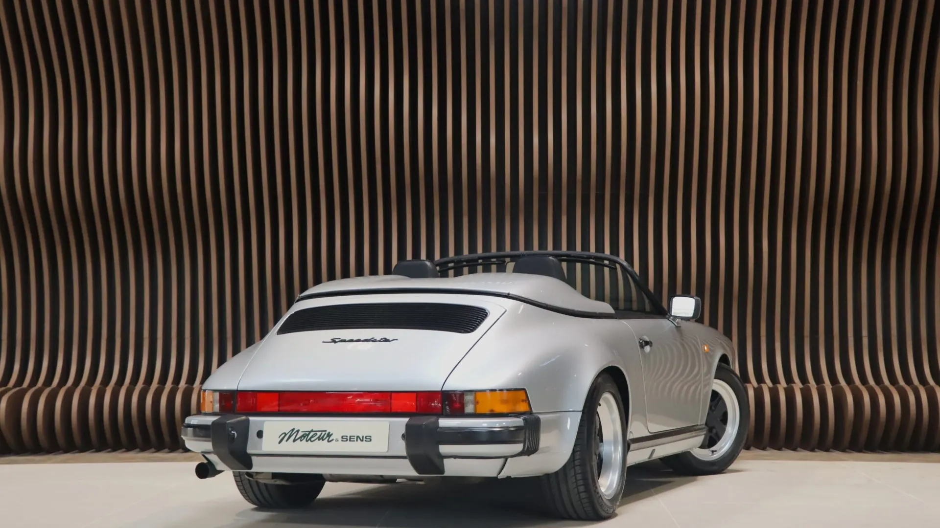 Porsche 911 — photo 2