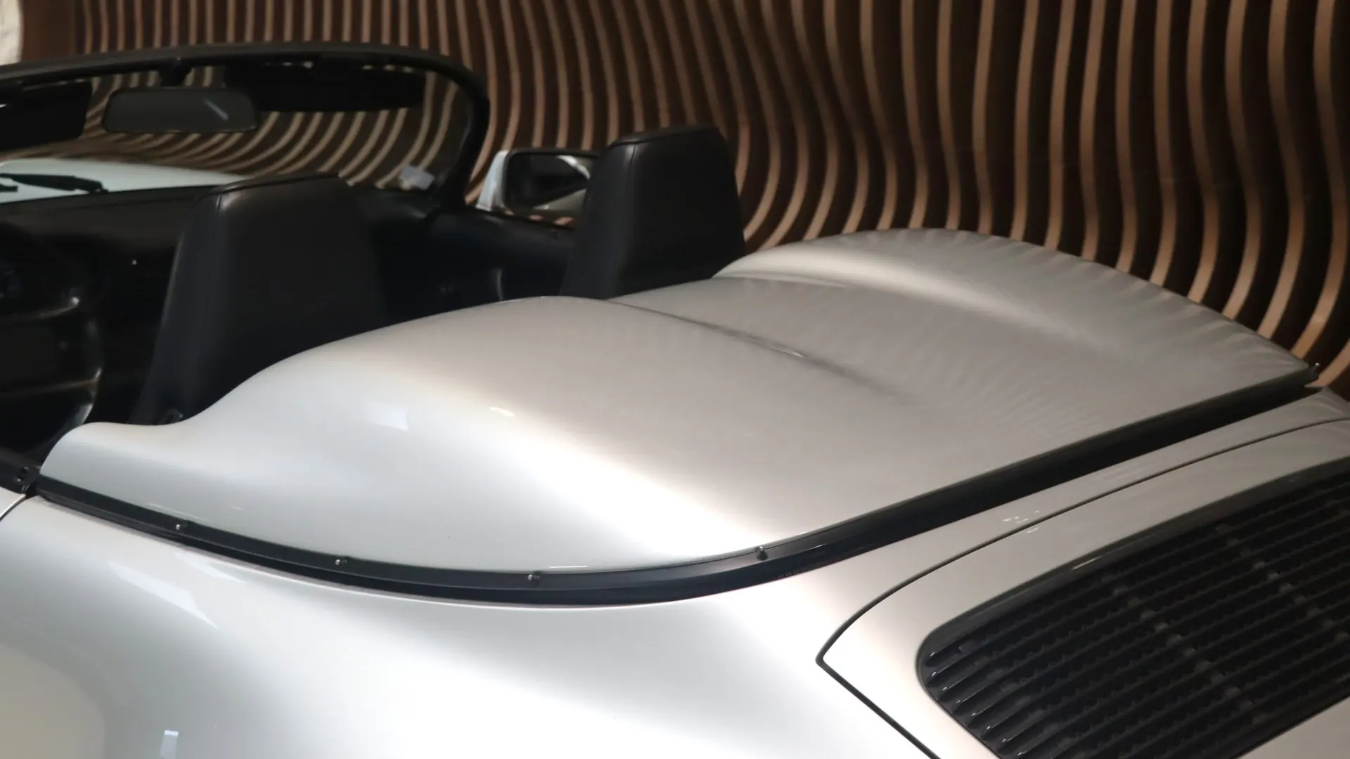Porsche 911 — photo 33