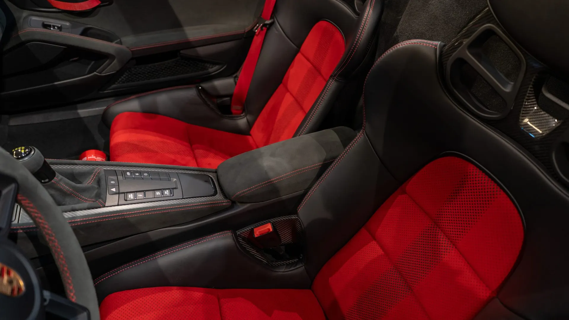 Porsche 718 — photo 25