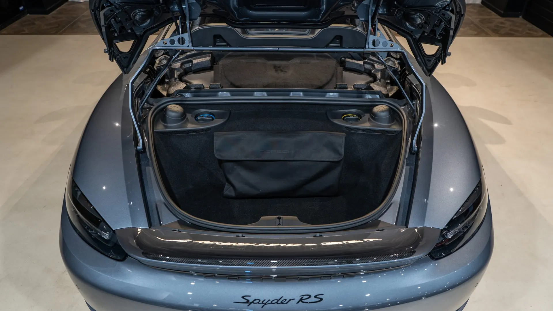 Porsche 718 — photo 30
