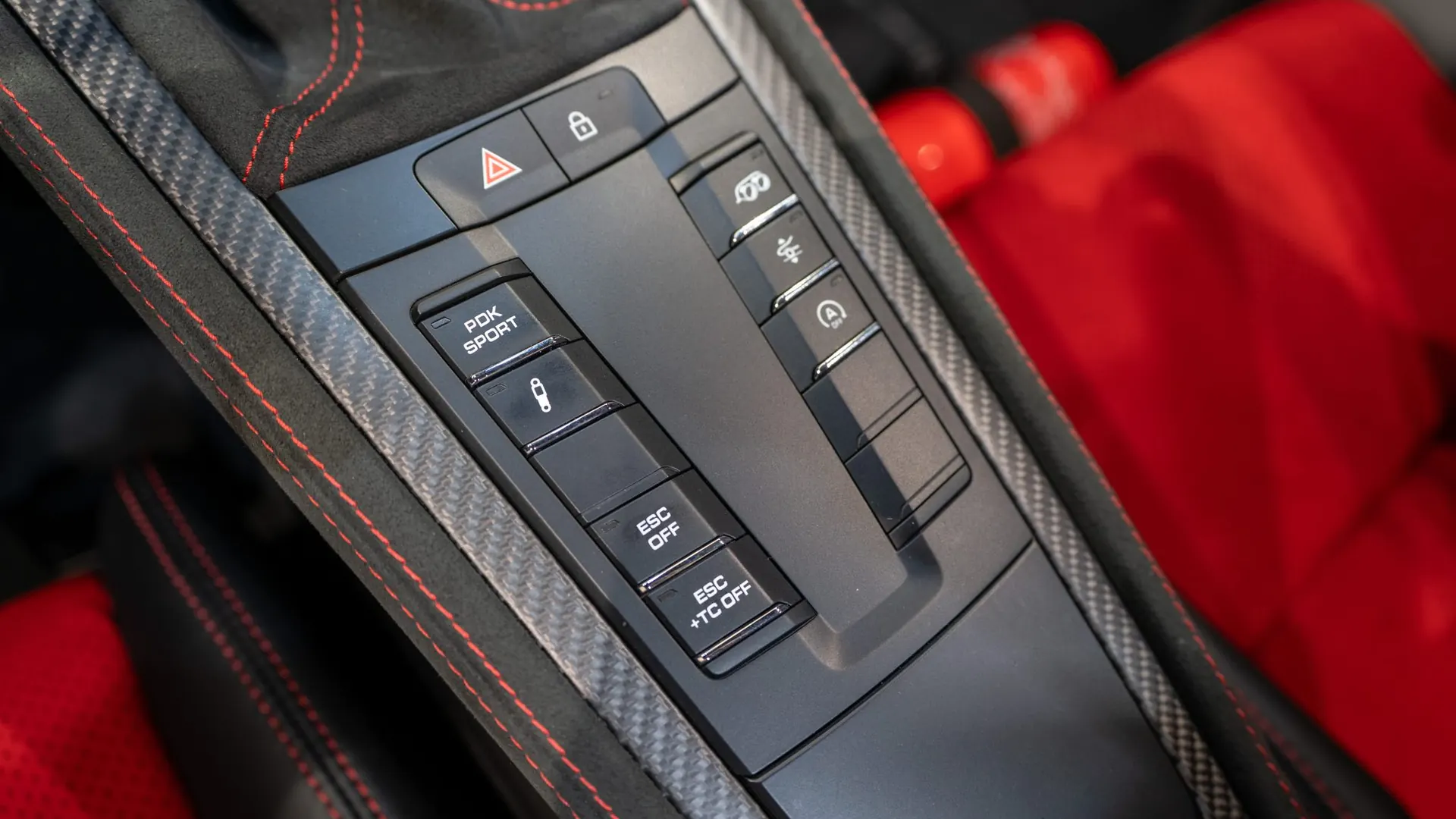 Porsche 718 — photo 21