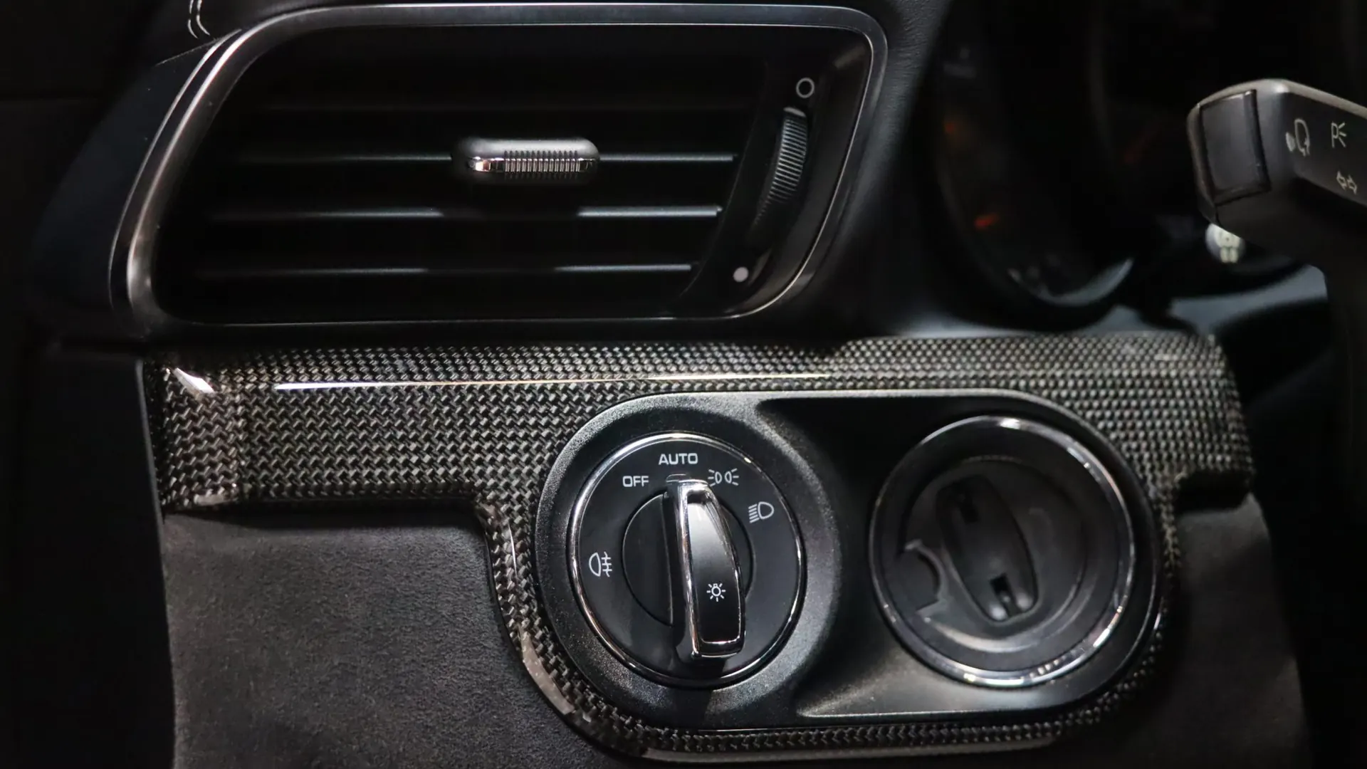 Porsche 911 — photo 16