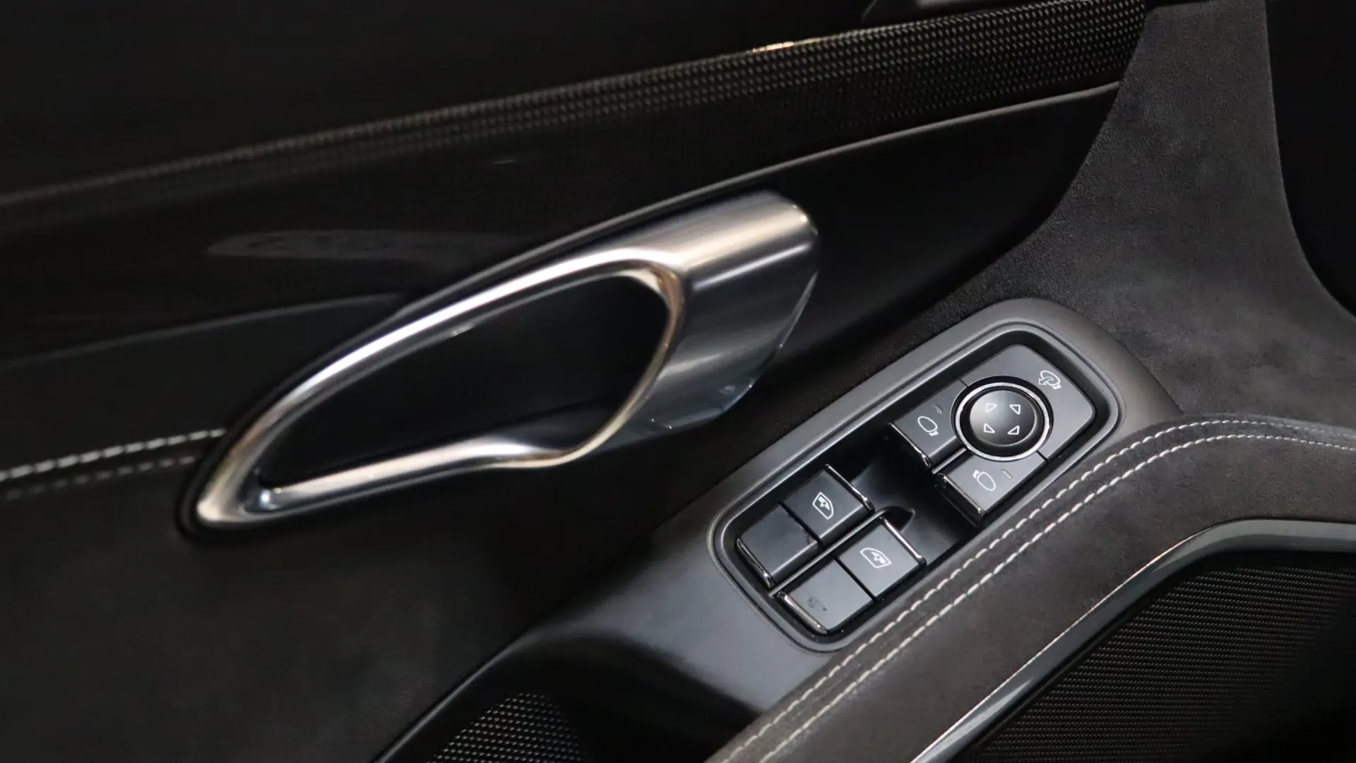Porsche 911 — photo 11